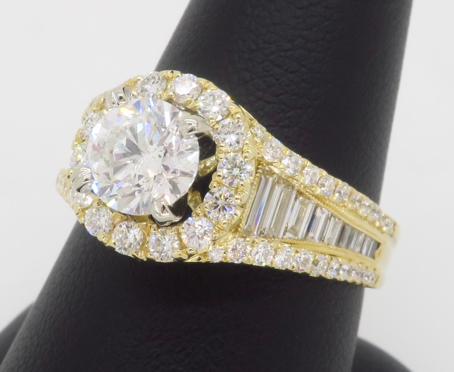 2.04CTW Diamond Engagement Ring in 14k Yellow Gold For Sale 8