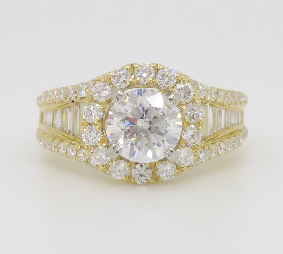 2.04CTW Diamond Engagement Ring in 14k Yellow Gold For Sale 2