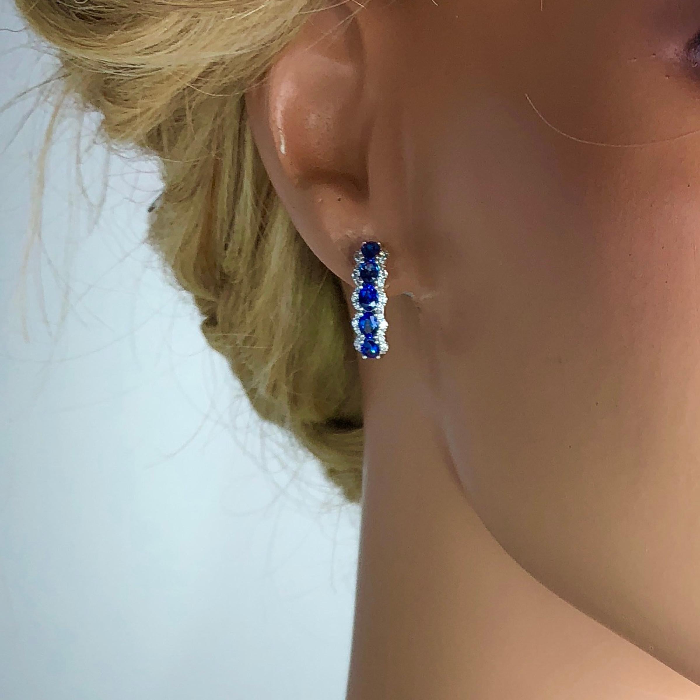 2.05 Carat Blue Sapphire and 0.39 Carat Diamond Hoop Earrings in 18 Karat Gold In New Condition In New York, NY