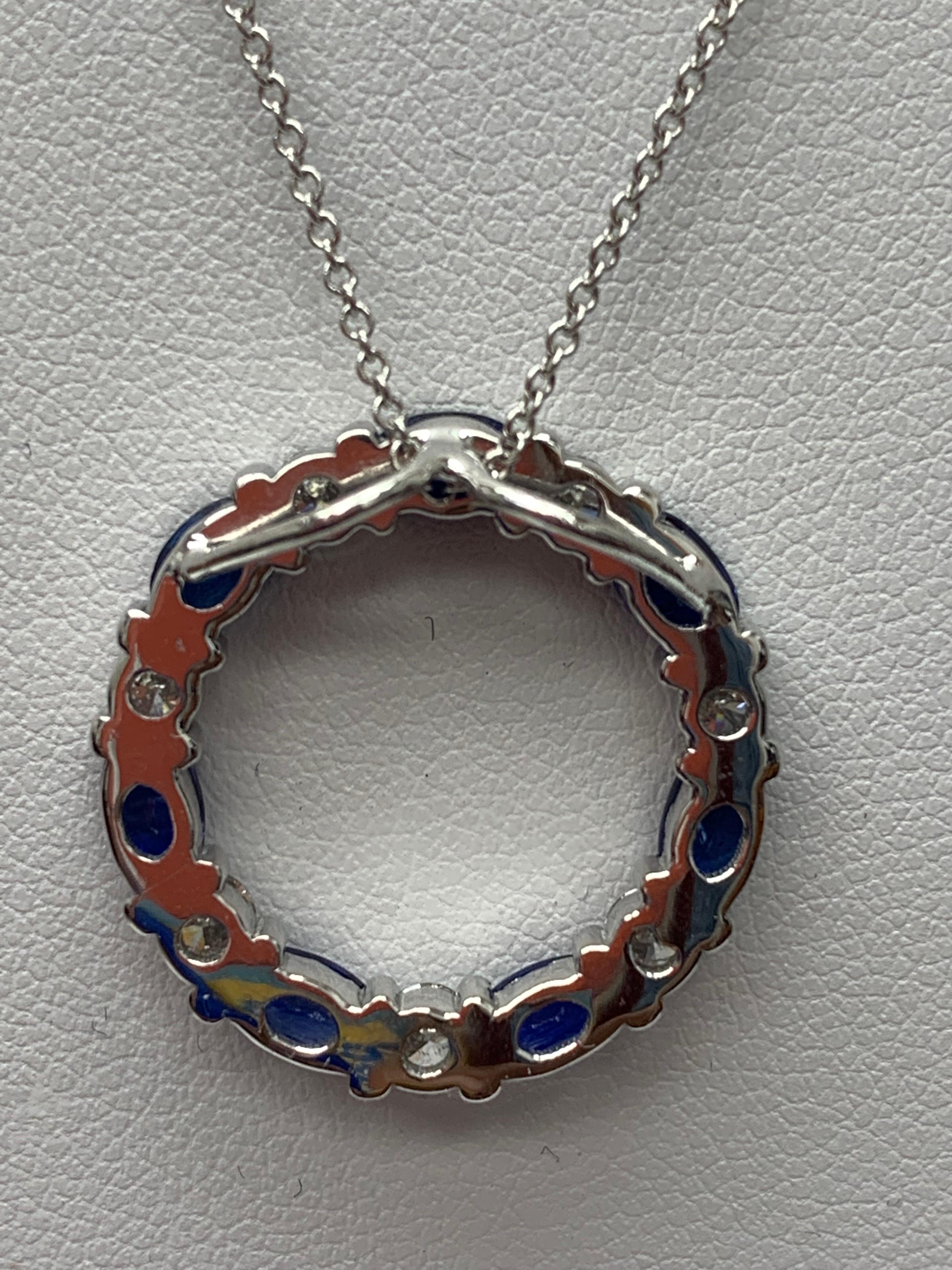 2,05 Karat Blauer Saphir und Diamant Kreis Anhnger Halskette in 14k Weigold Damen im Angebot
