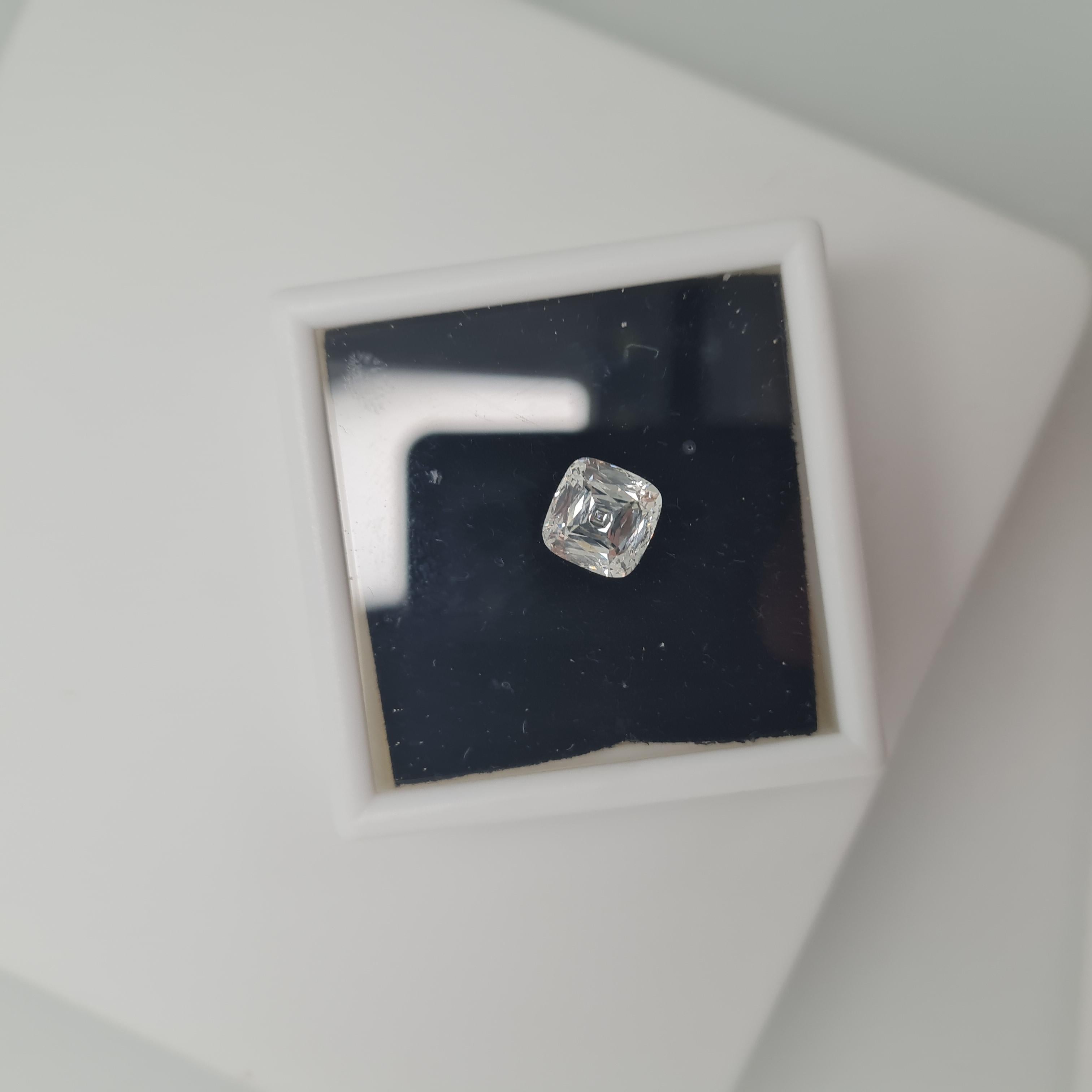 2.05 Carat Cushion Cut Natural Loose Diamond M/VS2 GIA Certified In Excellent Condition For Sale In Deland, FL