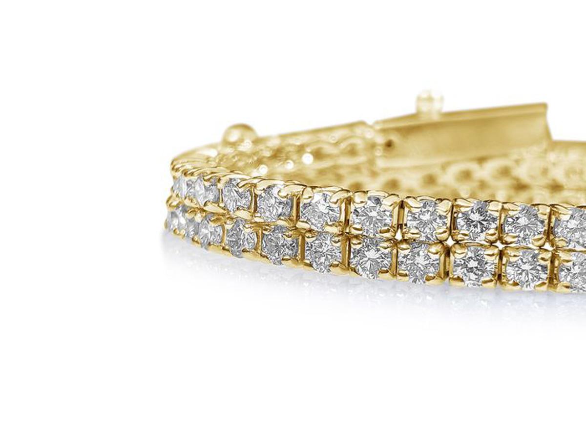 A 2.05 Carat Diamond Tennis Riviera Bracelet with brilliant Shine and Sparkle.

The perfect choice for an occasional gift or that auspicious occasion.

This exceptional ***Diamond 💎 Bracelet*** consists of 80 stones in the below diamond quality