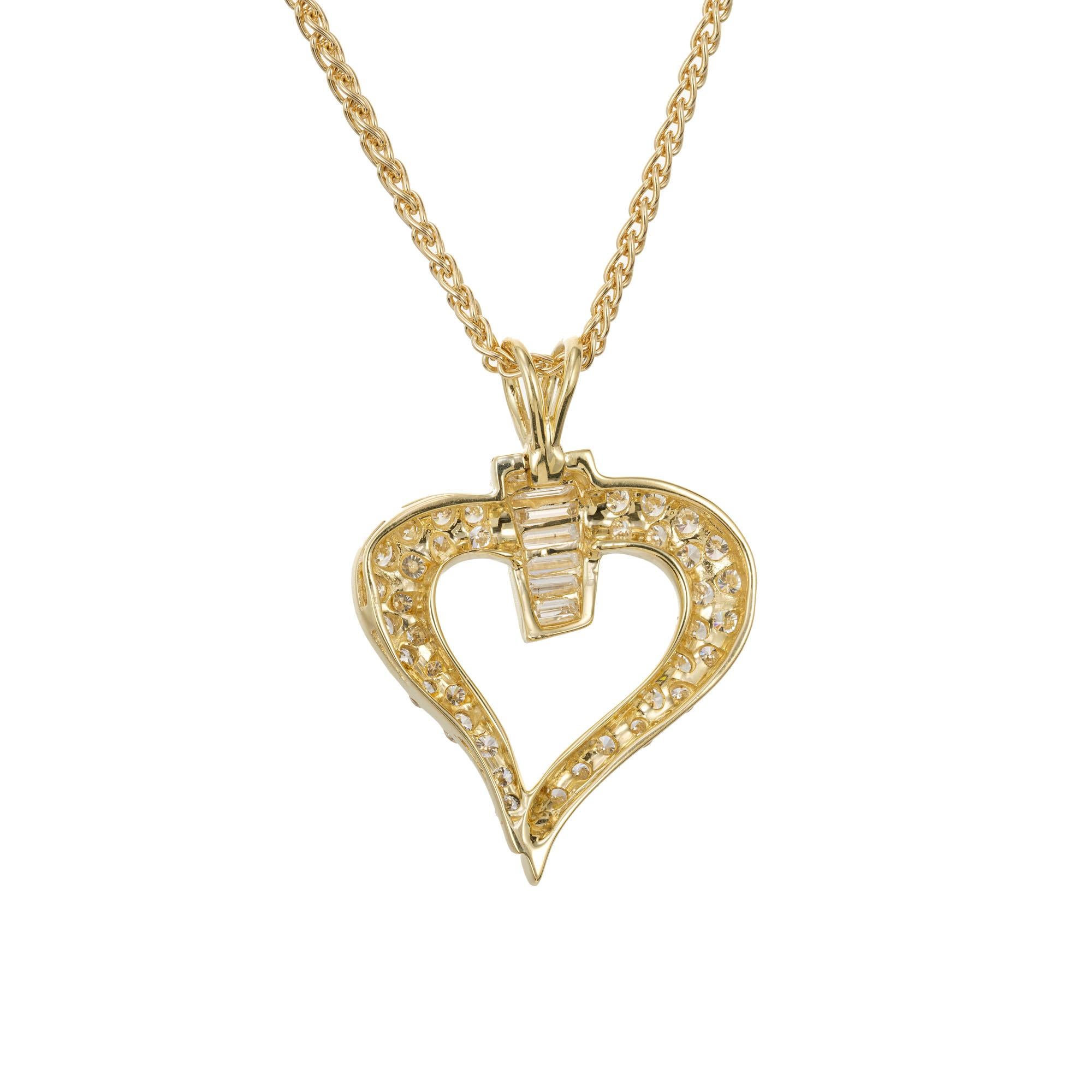 Round Cut 2.05 Carat Diamond Yellow Gold Heart Pendant Necklace For Sale