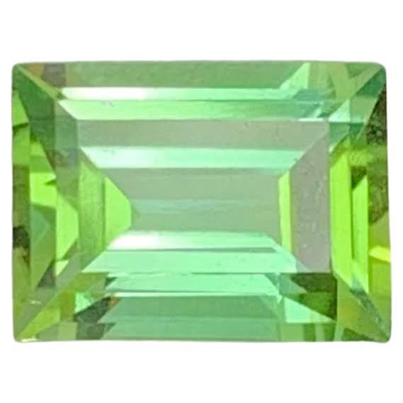 2.05 Carat Natural Loose Mint Green Tourmaline Baguette Cut Afghan Gemstone (pierre précieuse afghane)