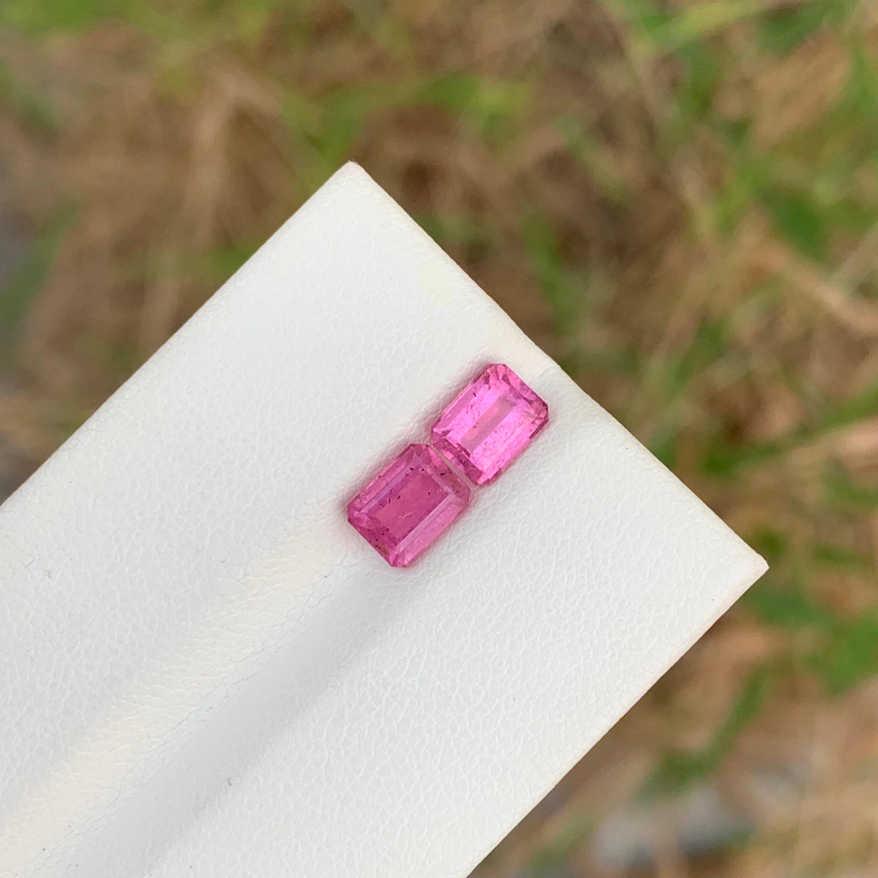 Piezas de turmalina rosa suelta natural de 2,05 quilates para pendientes Artes y manualidades en venta