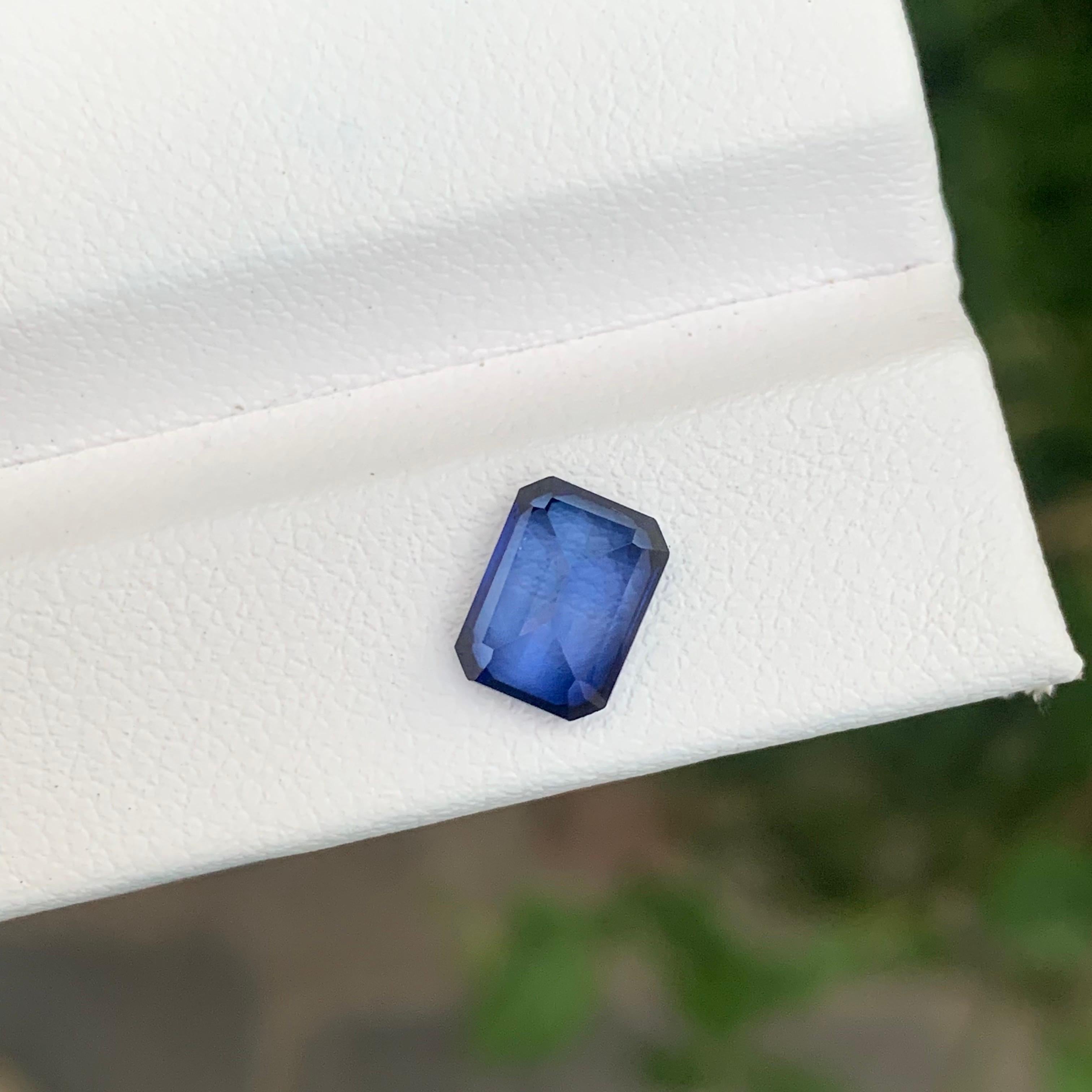 2.05 Carat Natural Loose Tanzanite Emerald Shape Gemstone From Tanzania For Sale 2