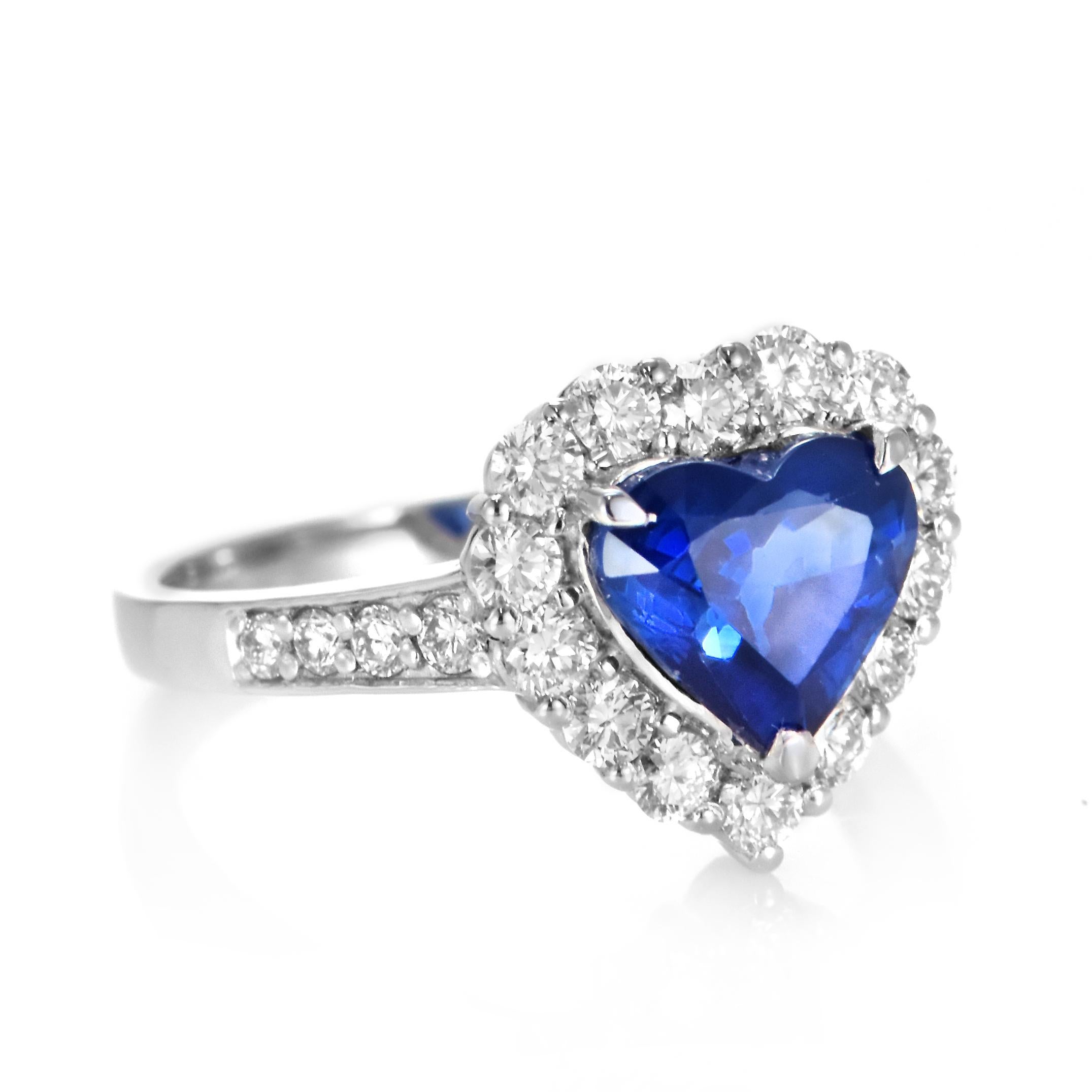 Modern 2.05 Carat Natural Sapphire and Diamond Ring Made in Platinum For Sale