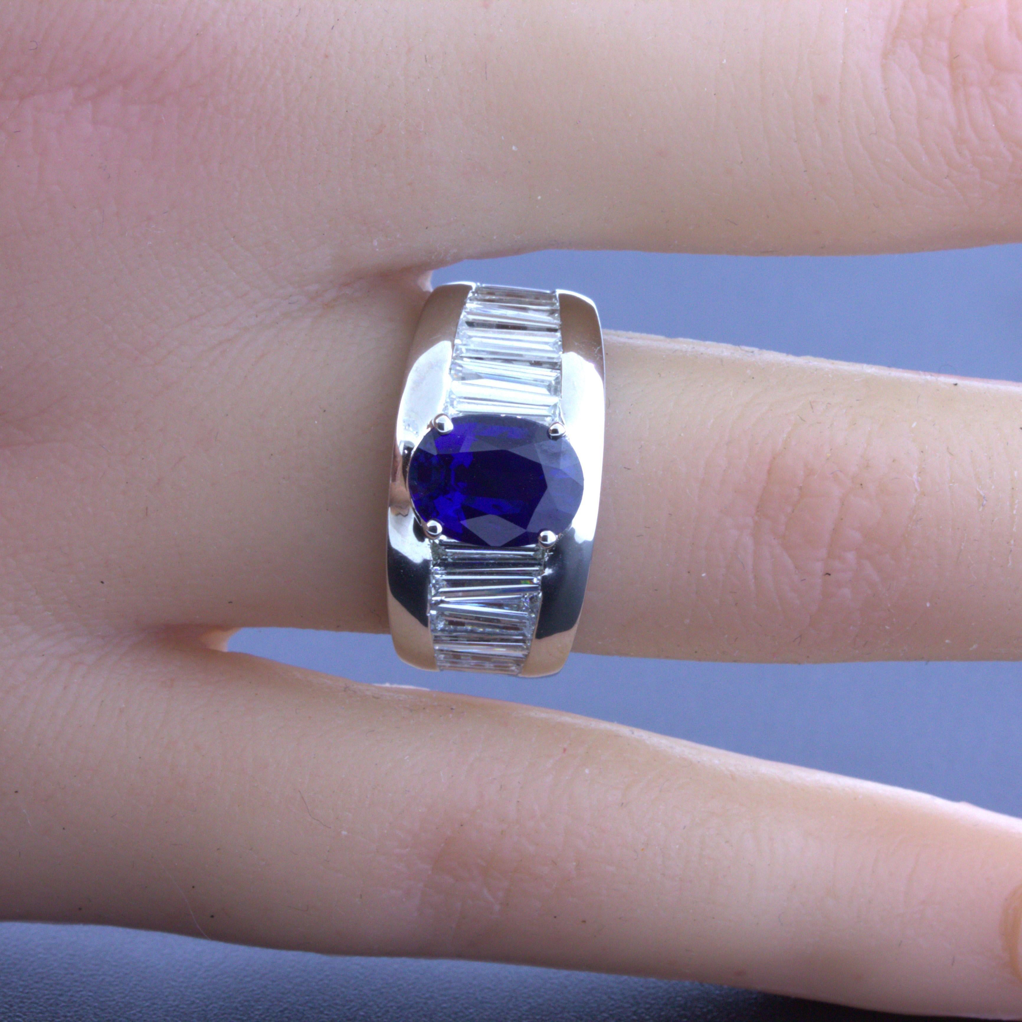 2.05 Carat No-Heat Blue Sapphire Diamond Platinum Band Ring, GIA Certified In New Condition For Sale In Beverly Hills, CA