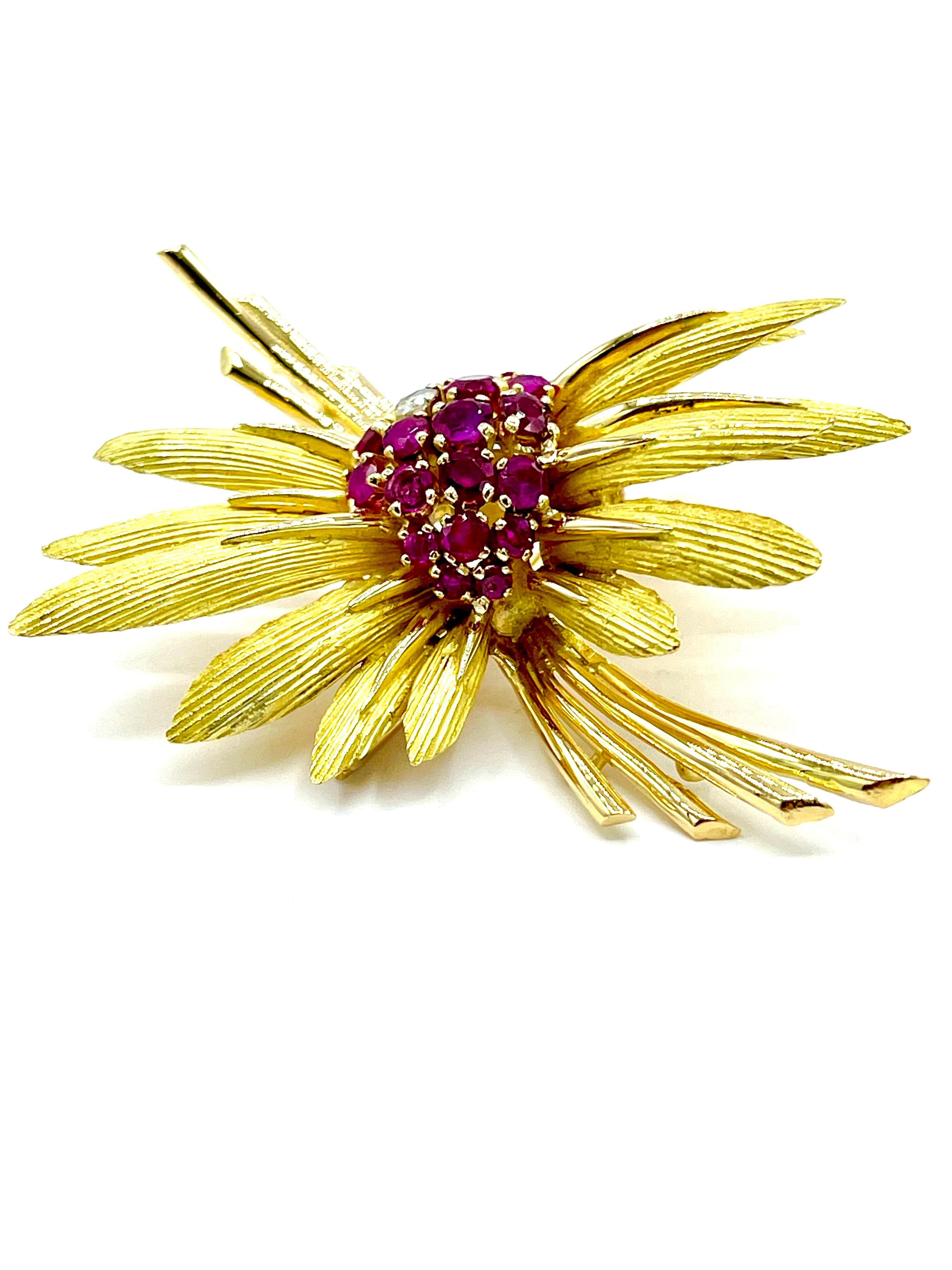 Retro 2.05 Carat Round Ruby and Round Brilliant Diamond 18k Yellow Feathered Brooch For Sale