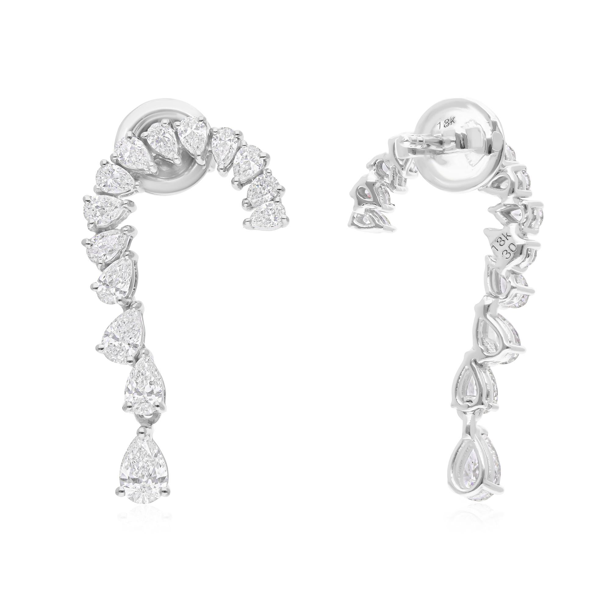Diese exquisiten Ohrringe sind aus 14-karätigem Gold gegossen und mit 2,05 Karat funkelnden Diamanten besetzt.

FOLLOW SPECTRUM JEWELS Storefront, um die neueste Collection'S und exklusive Stücke zu sehen. Spectrum Jewels ist stolz darauf, ein Top