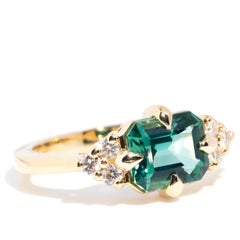 2.05 Carat Teal Tourmaline and Diamond Contemporary 18 Carat Yellow Gold Ring