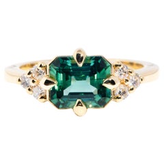 2.05 Carat Teal Tourmaline and Diamond Contemporary 18 Carat Yellow Gold Ring