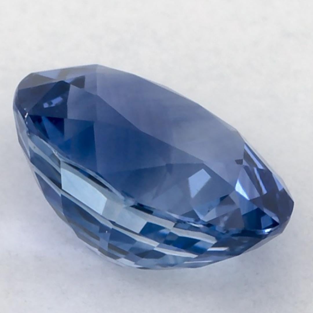 2.05 Karat Blauer Saphir Oval Loser Edelstein im Angebot 1