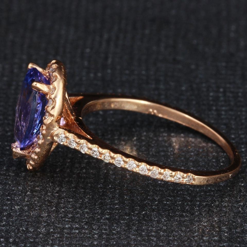 2.05 Carat Natural Tanzanite and Diamond 14 Karat Solid Rose Gold Ring In New Condition For Sale In Los Angeles, CA