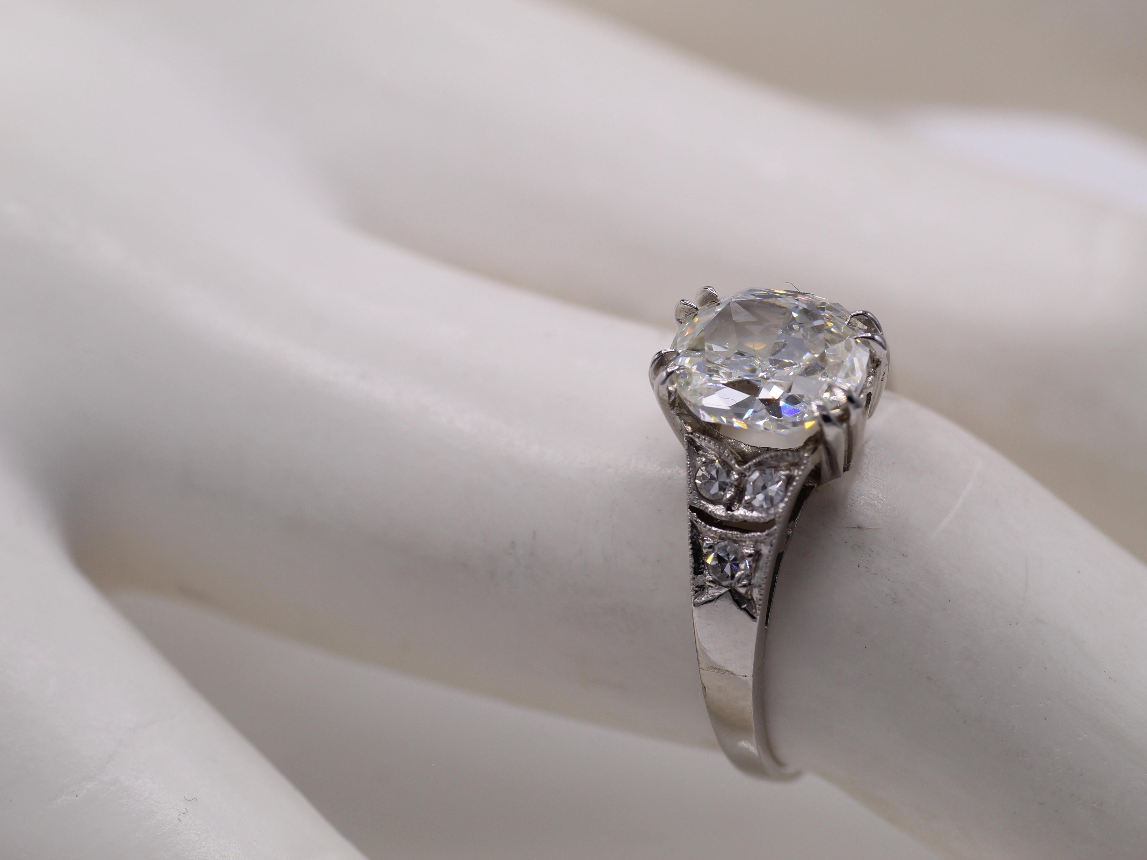 2.05 Cushion Brilliant Platinum Diamond Engagement Ring In Excellent Condition For Sale In New York, NY