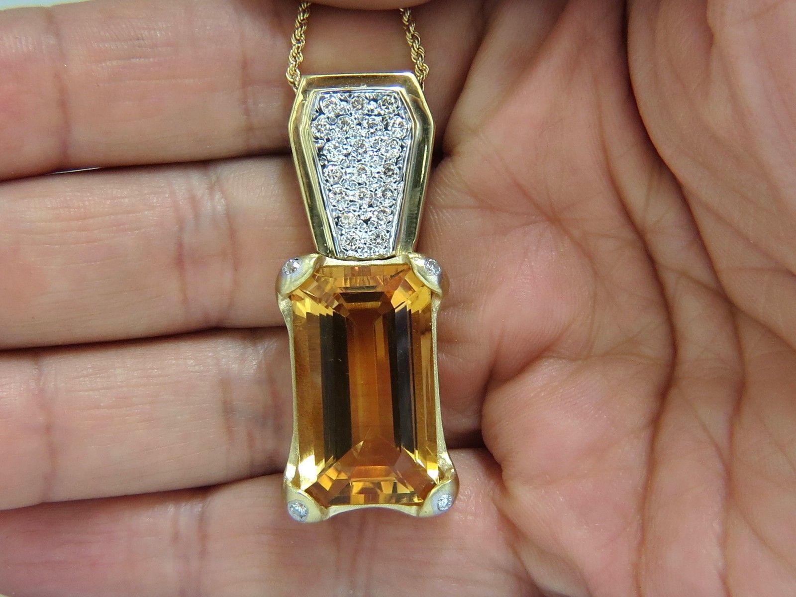 20.50 Carat Natural Citrine Necklace 14 Karat In New Condition In New York, NY