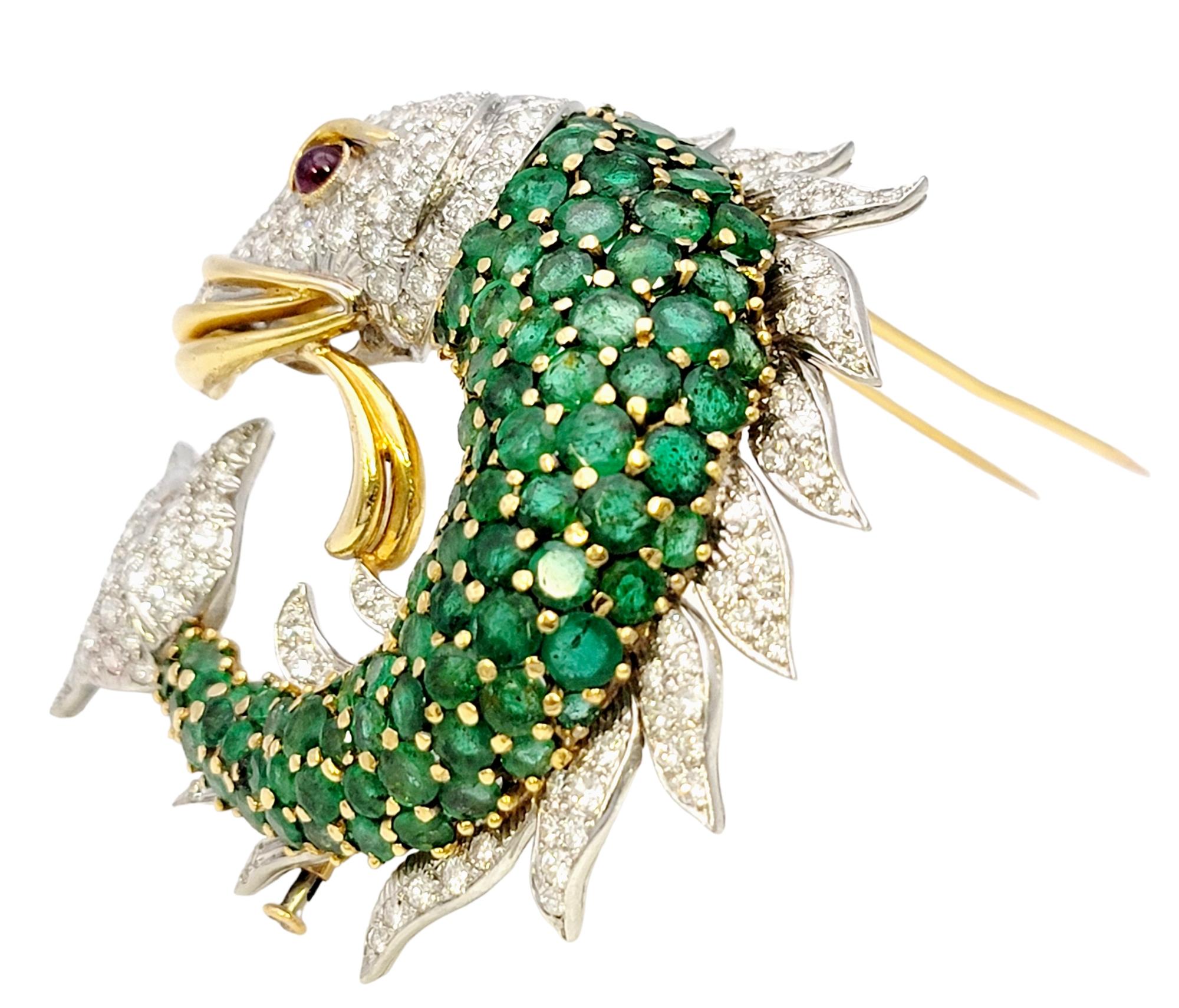 Modern 20.50 Carats Total Emerald, Diamond and Ruby Fish Brooch in 18 Karat Gold  For Sale