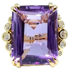 20.50 cts Big Amethyst octagon ring. Sterling silver on 18K goldplated.