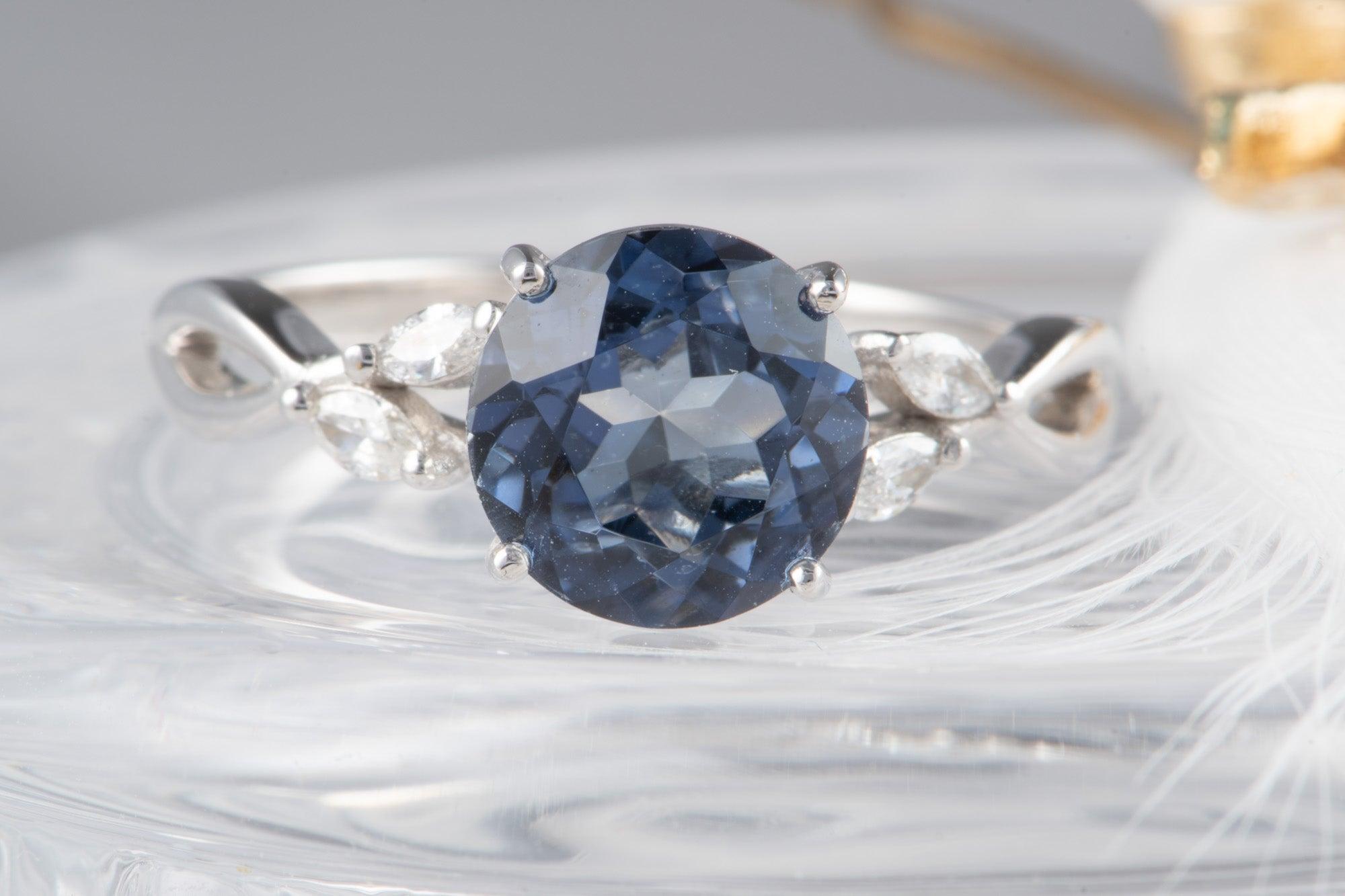 Anillo de compromiso de oro blanco de 14 quilates con tanzanita natural sin calentar de 2,05 ct y diamante en Nuevo estado para la venta en Osprey, FL