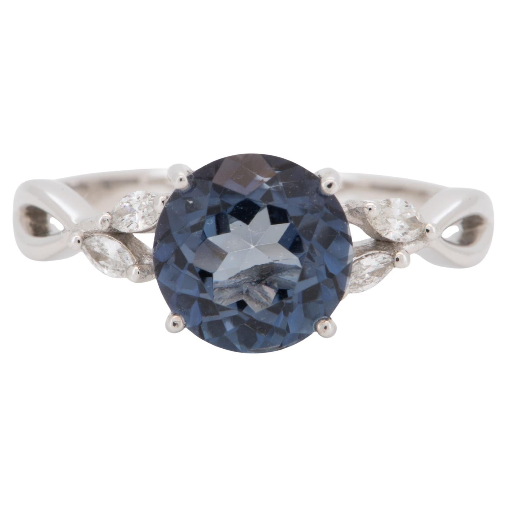 Anillo de compromiso de oro blanco de 14 quilates con tanzanita natural sin calentar de 2,05 ct y diamante en venta