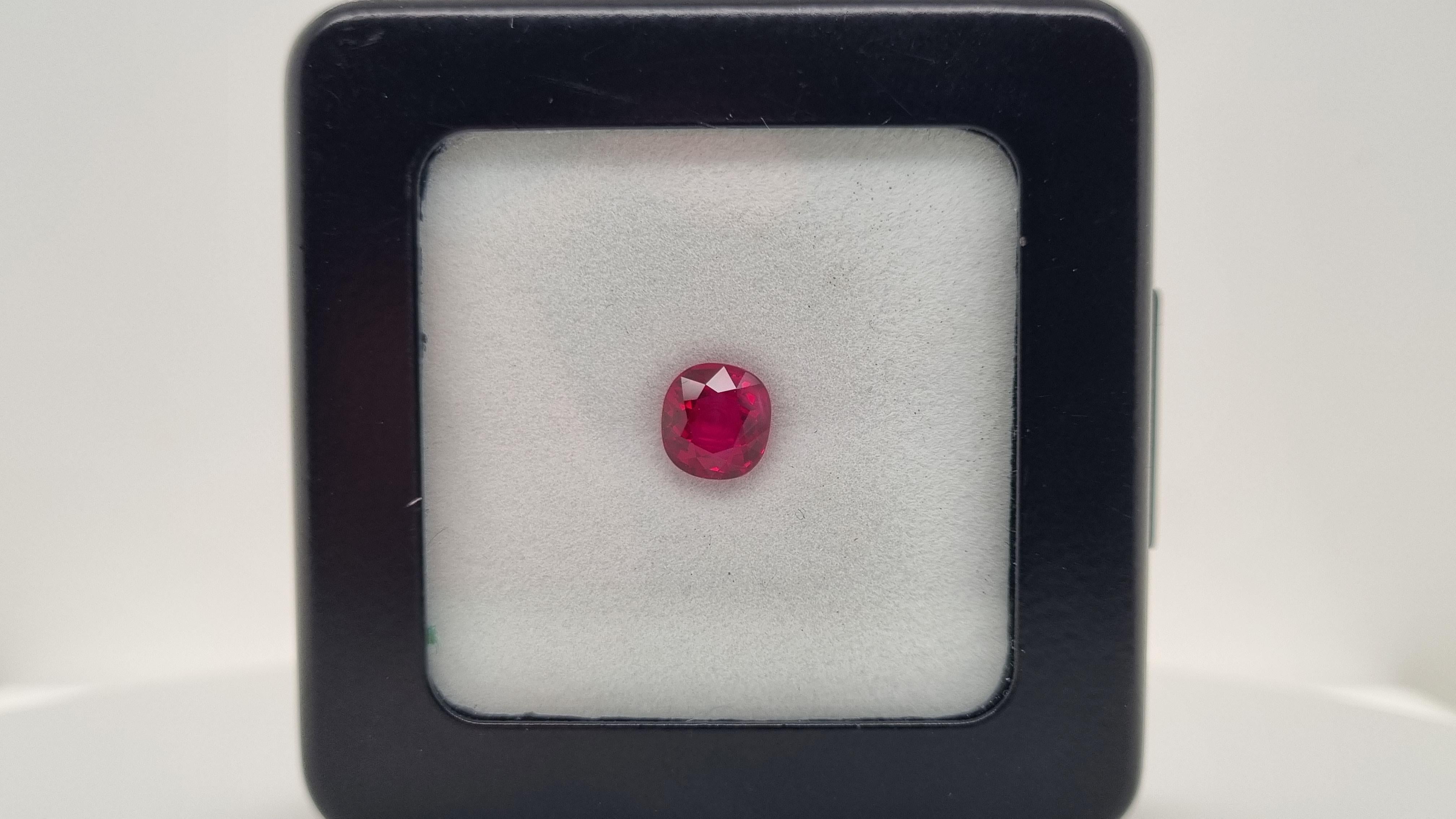 Cushion Cut 2.05ct 'Pigeon's Blood Red' Fine Quality Unheated Burmese Ruby  For Sale