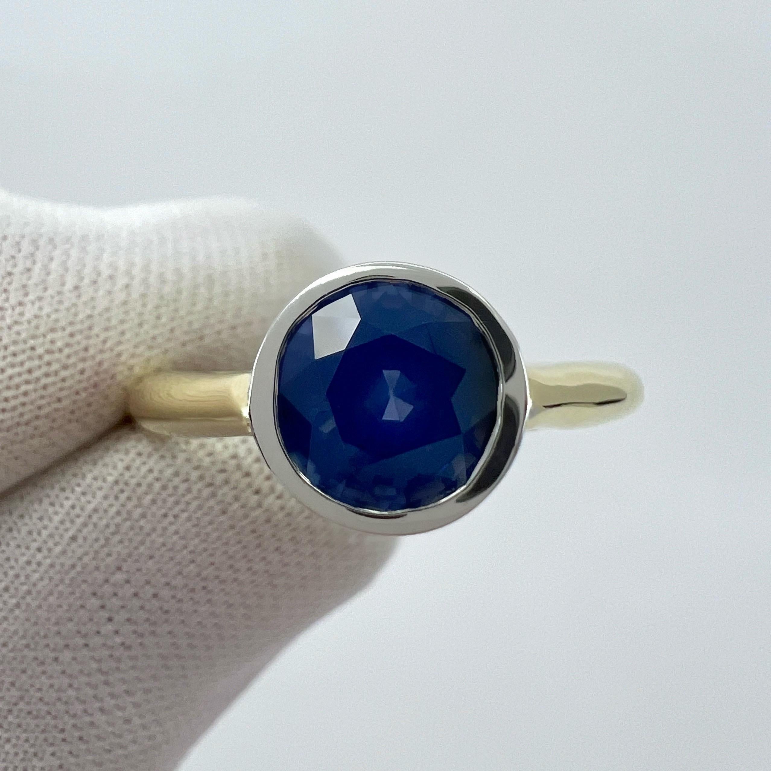 2,05 Karat lila Blauer Ceylon Saphir Runder 18k Gold Lünette Rubover Solitär Ring im Angebot 5