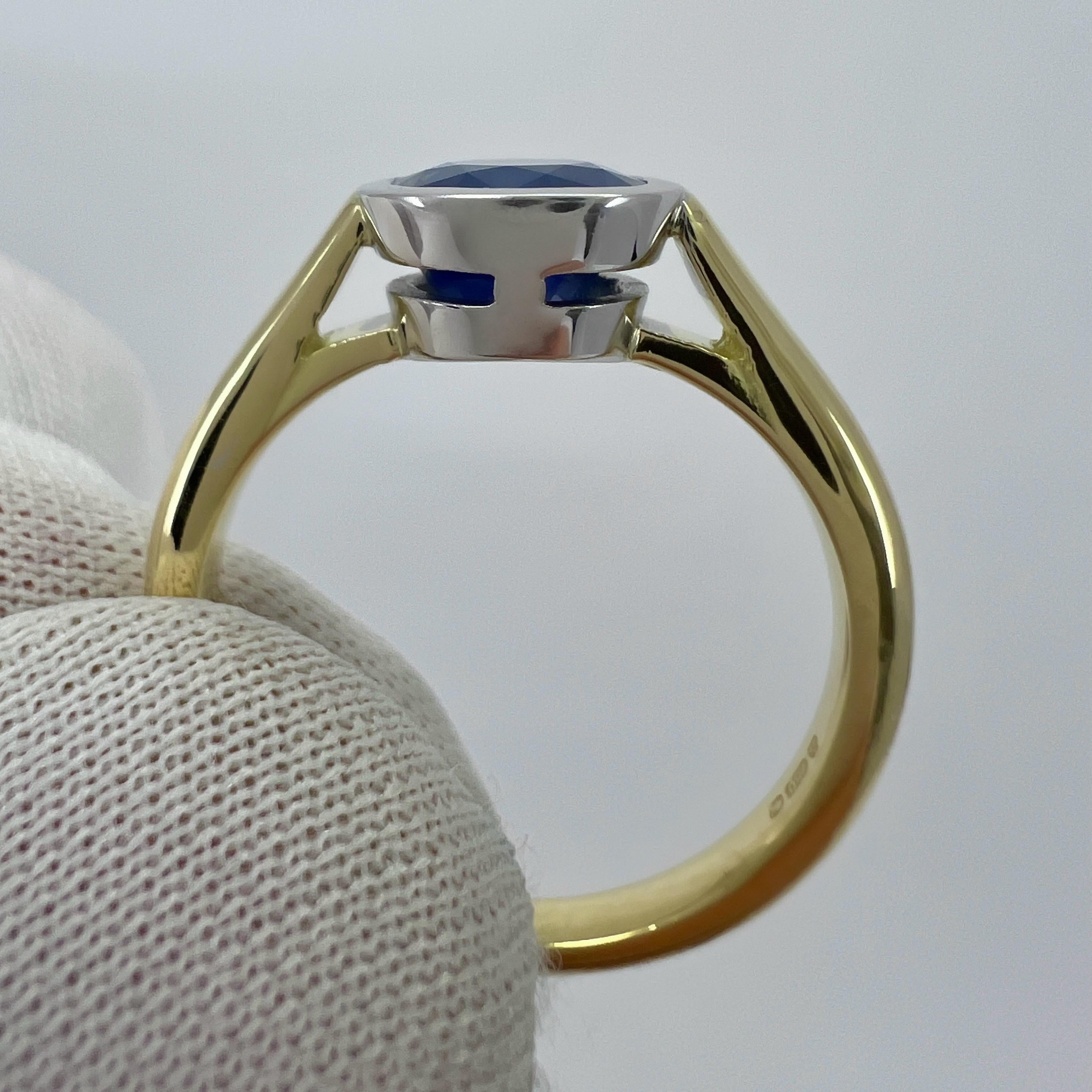 2,05 Karat lila Blauer Ceylon Saphir Runder 18k Gold Lünette Rubover Solitär Ring im Angebot 2