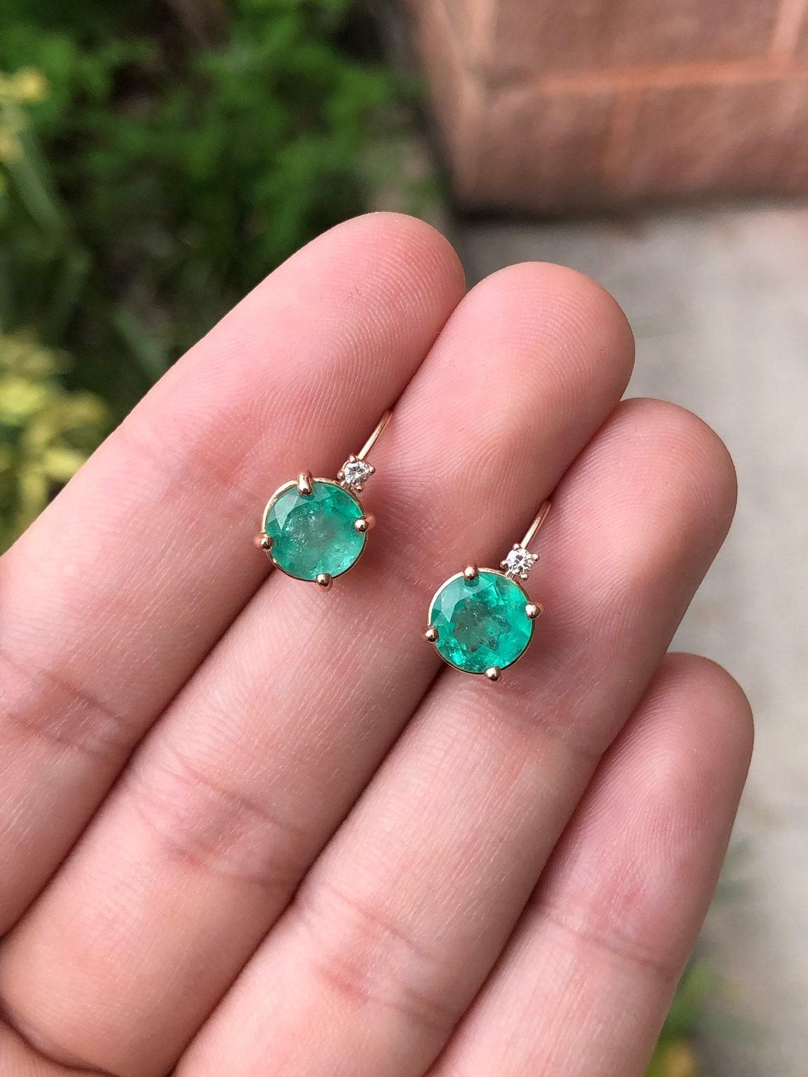 Modern 2.05tcw 14K Colombian Emerald Princess Cut Solitaire Stud Earrings Asscher Cut For Sale