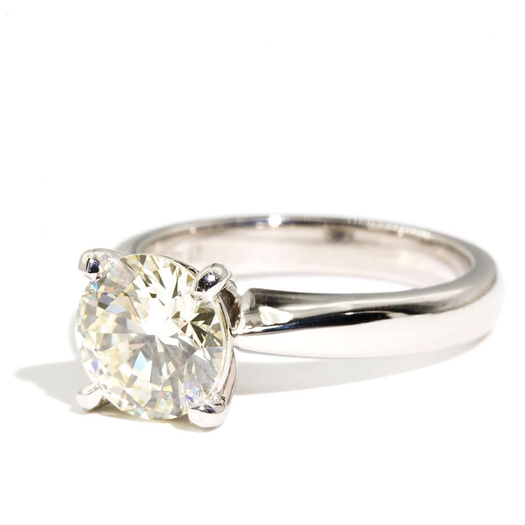 2.06 Carat Certified Round Brilliant Diamond Platinum Vintage Engagement Ring For Sale 1