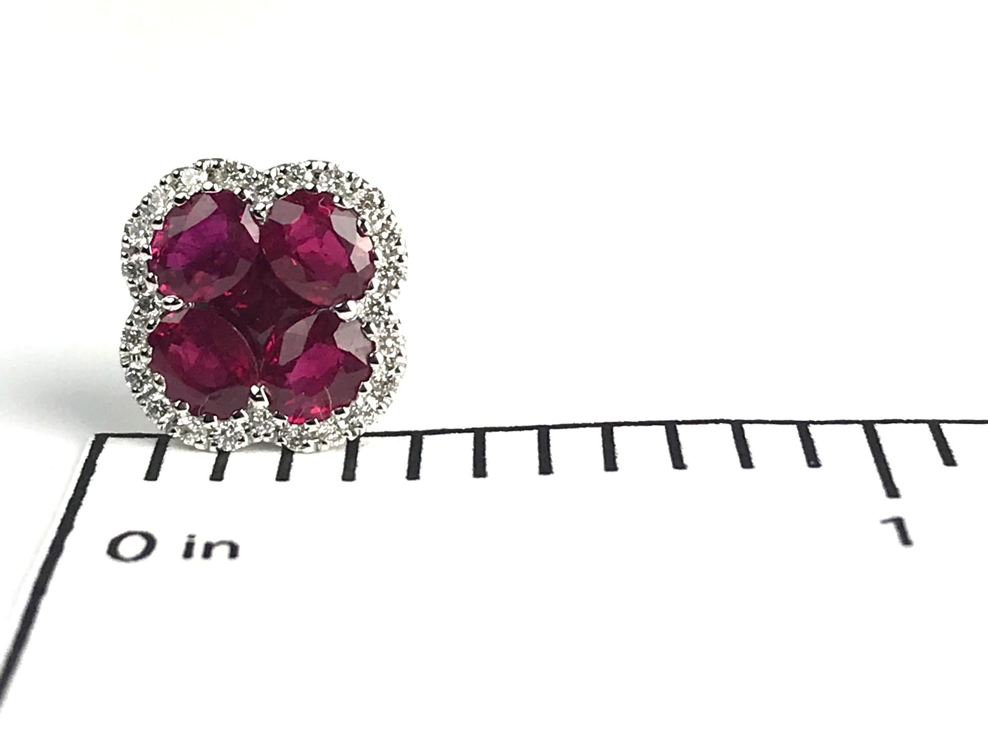 Contemporary 2.06 Carat Mixed Cut Ruby Clover Stud Earrings in 0.22 Ct Diamond Halo ref1501 For Sale