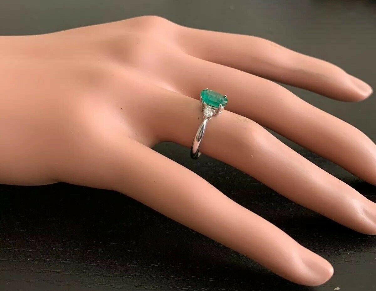 2.06 Carat Natural Emerald & Diamond 14k Solid White Gold Ring For Sale 2