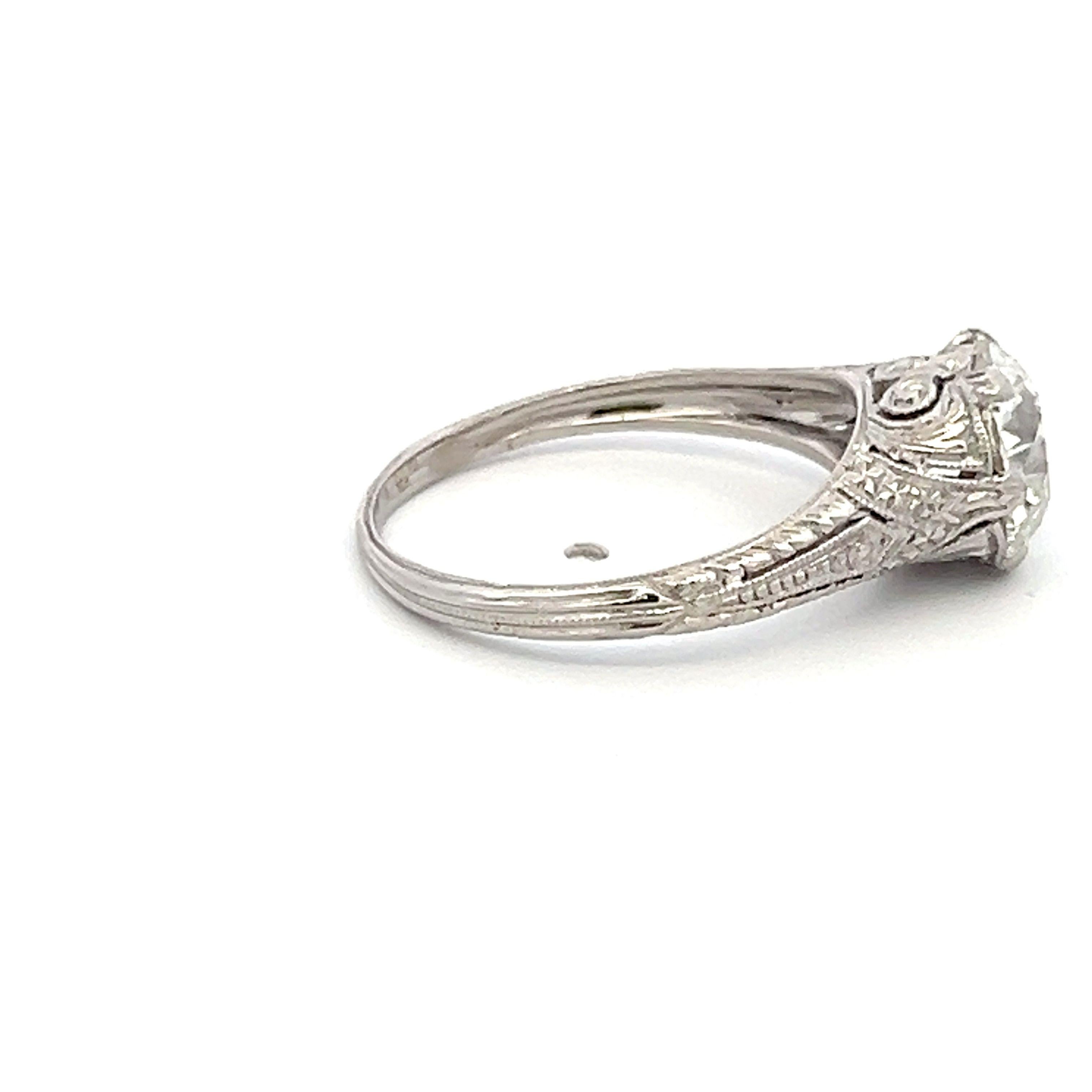 Bague de fiançailles en platine avec diamant taille européenne ancienne de 2,06 carats I VS2 en vente 2