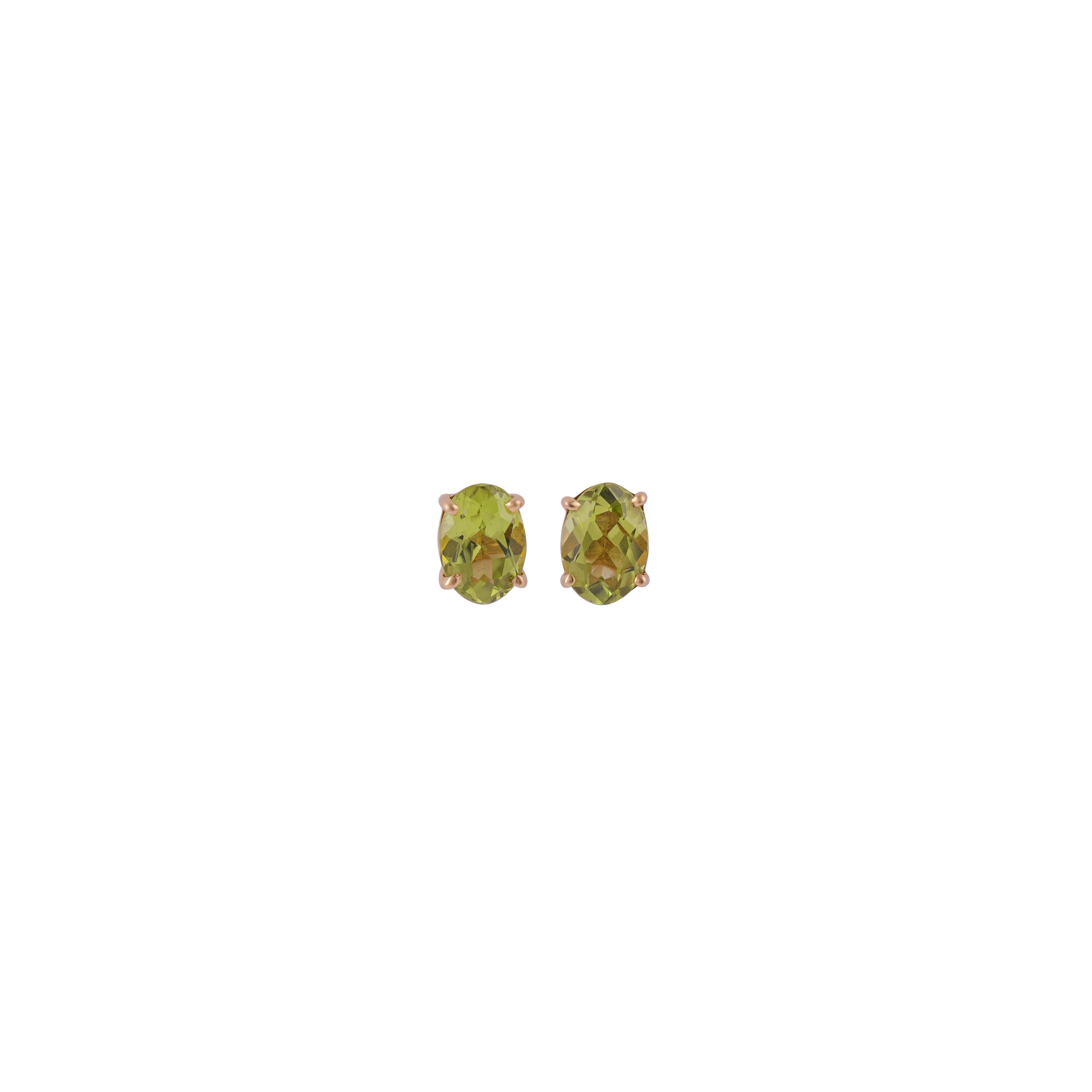 Oval Cut 2.06 Carat Peridot Stud Earrings in 18k Yellow Gold For Sale