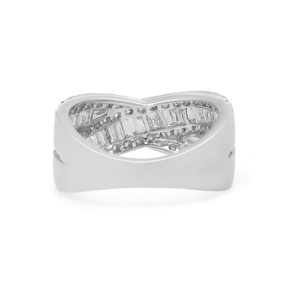 2.06 Carat Round and Baguette Diamond Crossover Fashion Ring 18K White Gold In New Condition For Sale In New York, NY