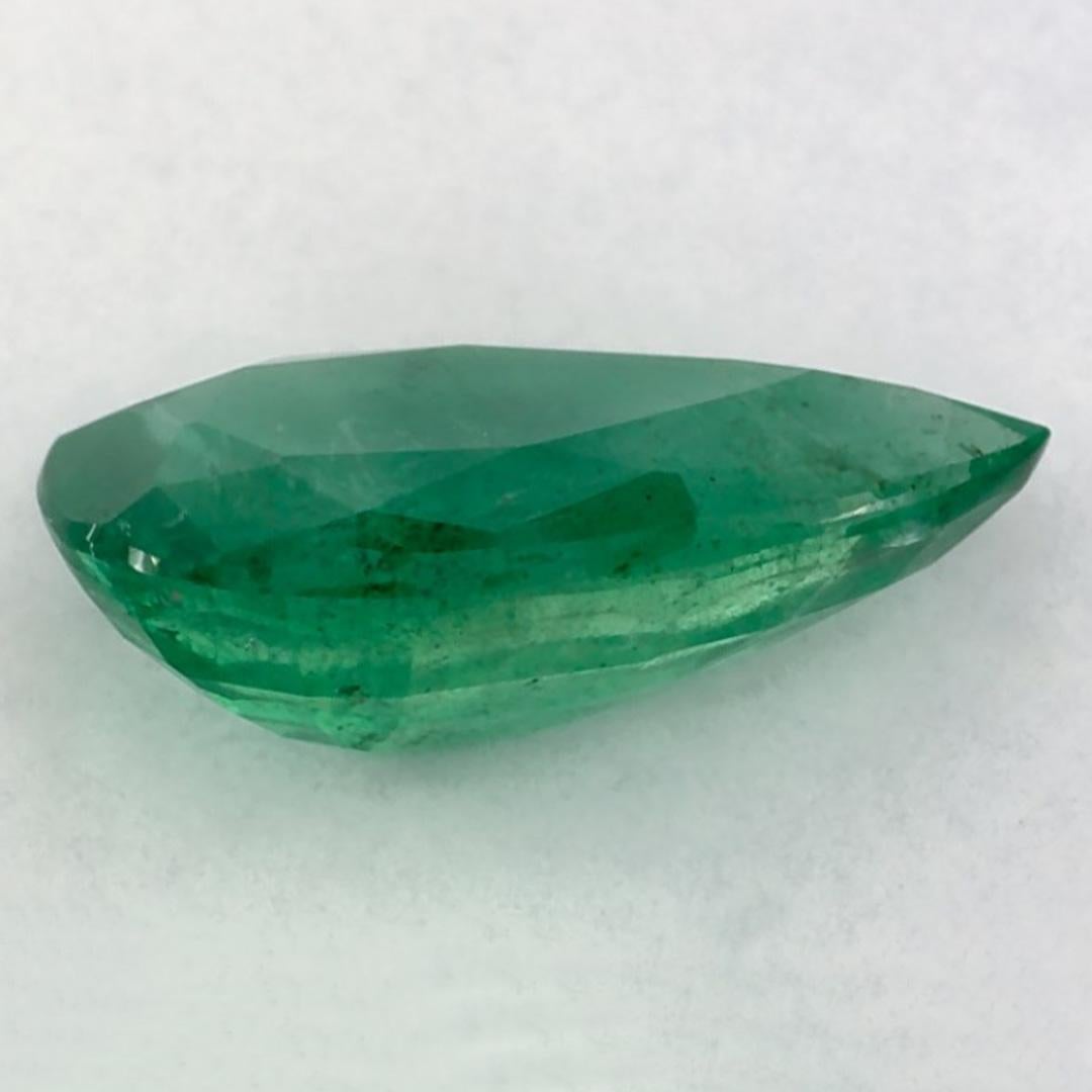 2.06 Ct Emerald Pear Loose Gemstone im Zustand „Neu“ im Angebot in Fort Lee, NJ