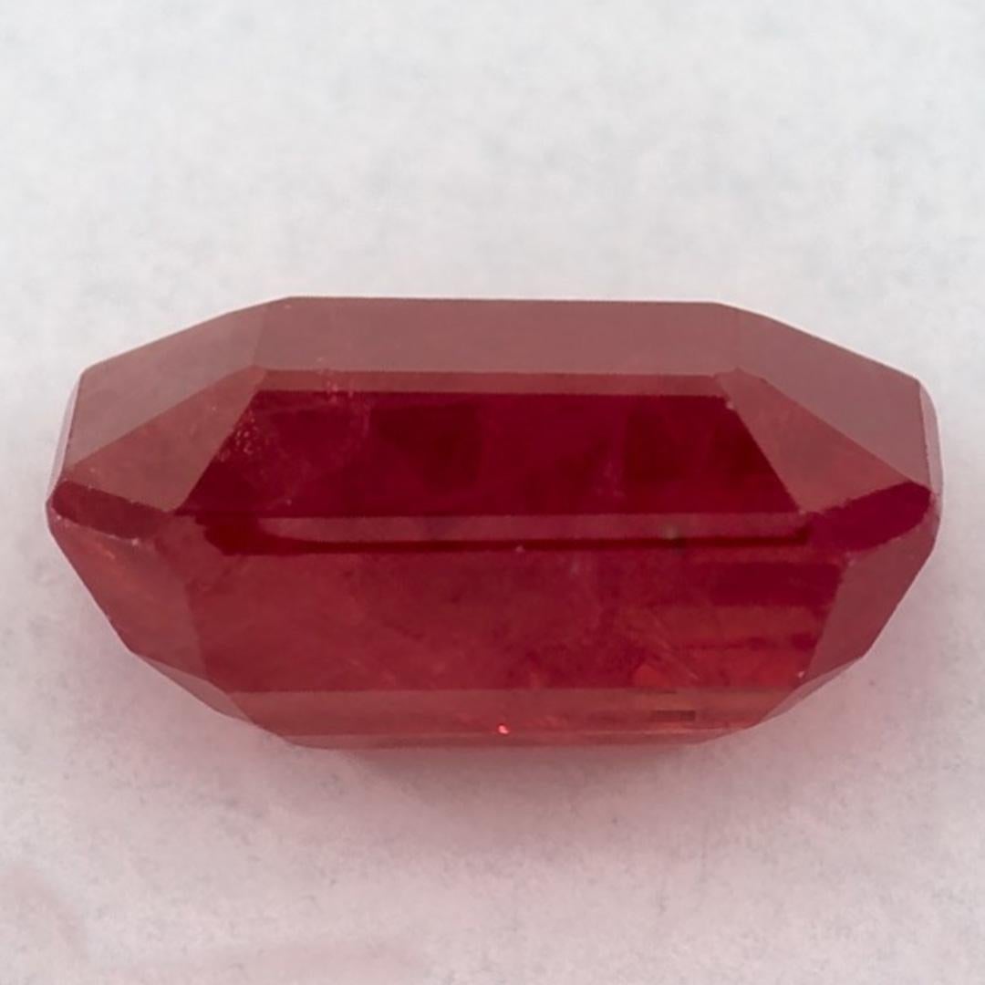 Women's 2.06 Ct Ruby Octagon Cut Loose Gemstone For Sale