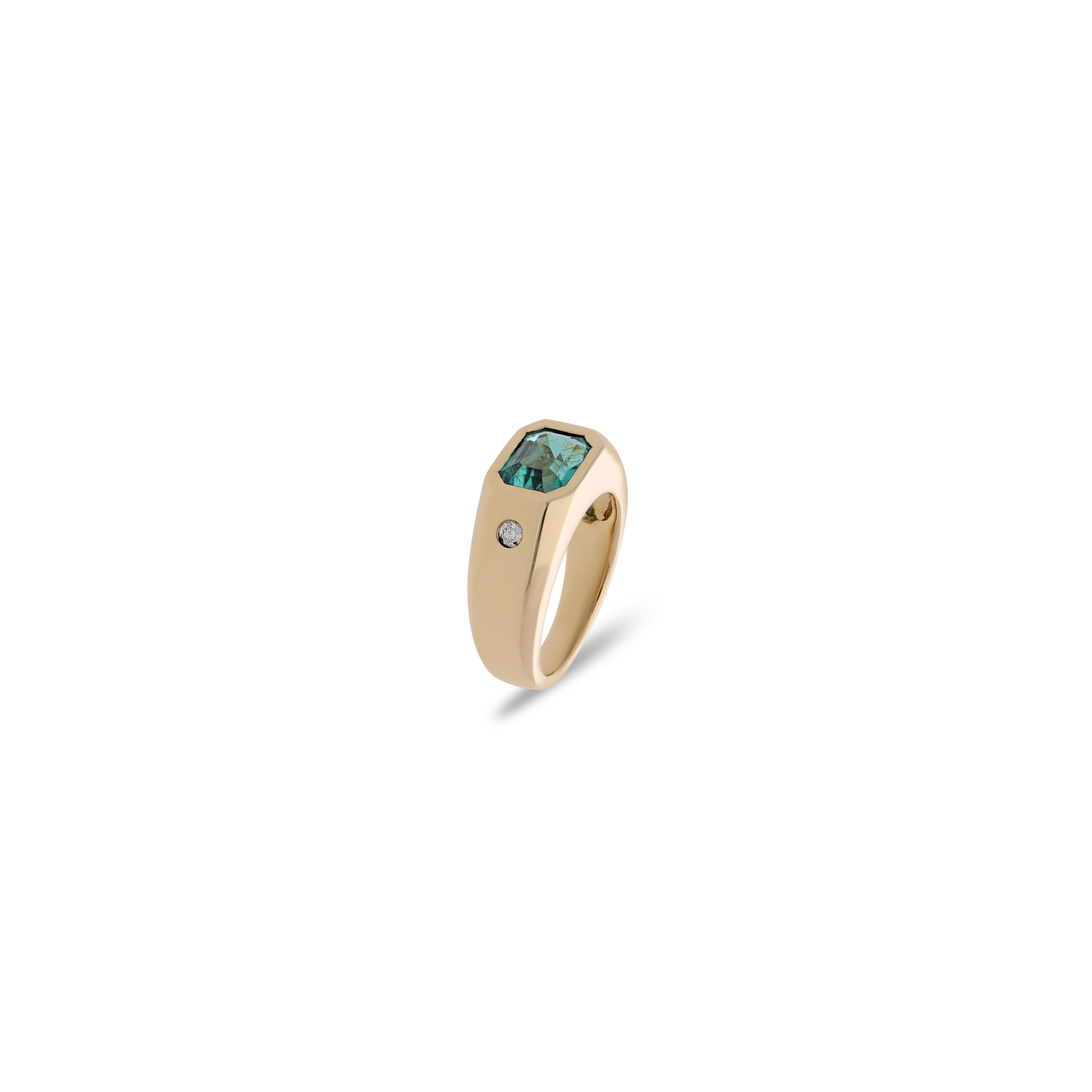 Taglio misto Anello con smeraldo e diamante da 2,06 carati in oro giallo 18k in vendita