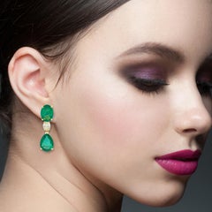 20.60 Carat Emerald Diamond 14 Karat Gold Earrings