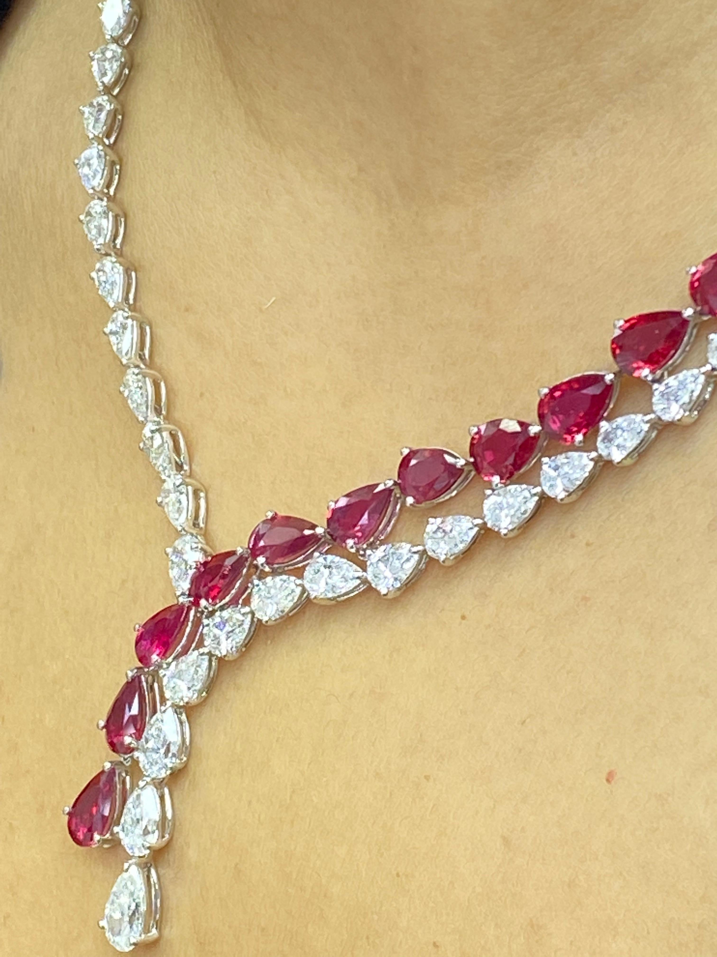 Zertifizierte 20,62 Karat birnenförmige Rubin- und Diamant-Tropfen-Halskette aus Platin im Angebot 5