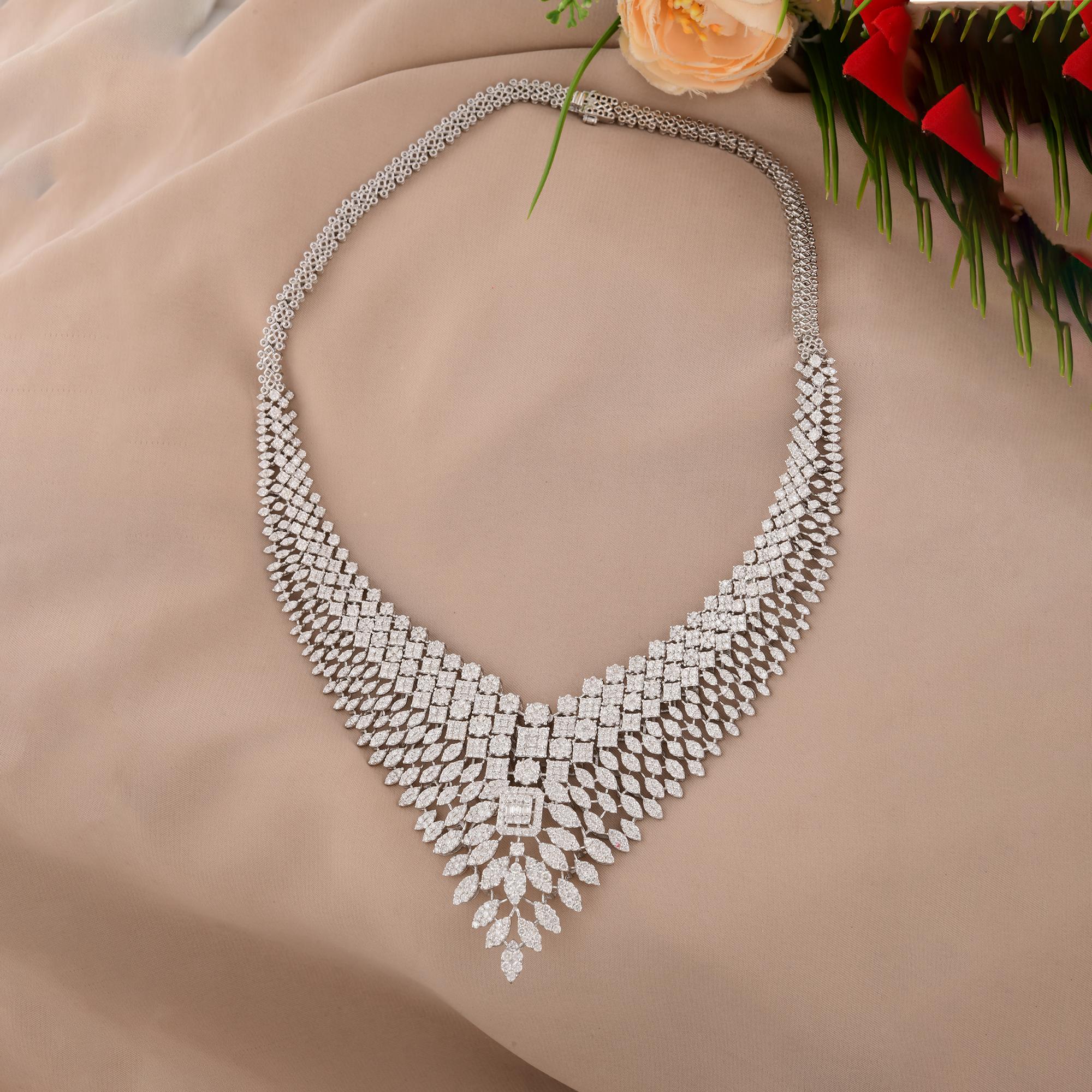 Modern 20.63 Carat SI/H Round Brilliant Cut Diamond Choker Necklace 18 Karat White Gold For Sale