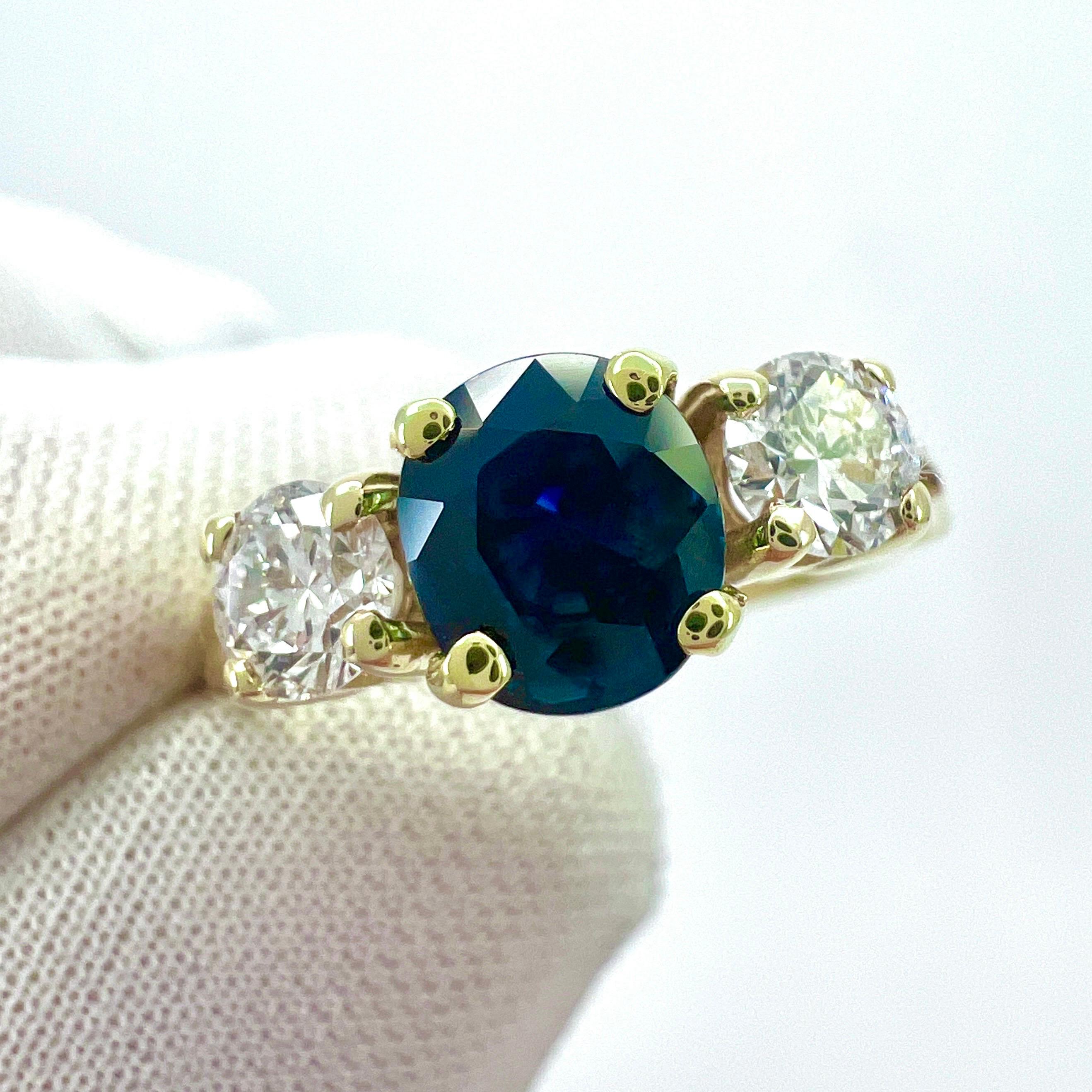 2.06ct GIA Certified Deep Blue Sapphire & Diamond Yellow Gold Three Stone Ring In New Condition For Sale In Birmingham, GB