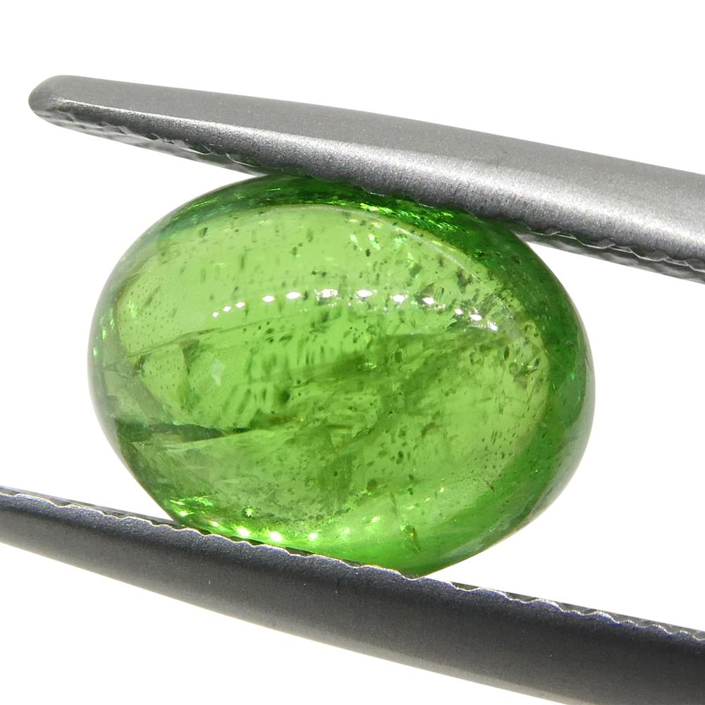 Granato ovale cabochon di tsavorite verde del Kenya, 2.06ct, non riscaldato In condizioni Nuovo in vendita a Toronto, Ontario