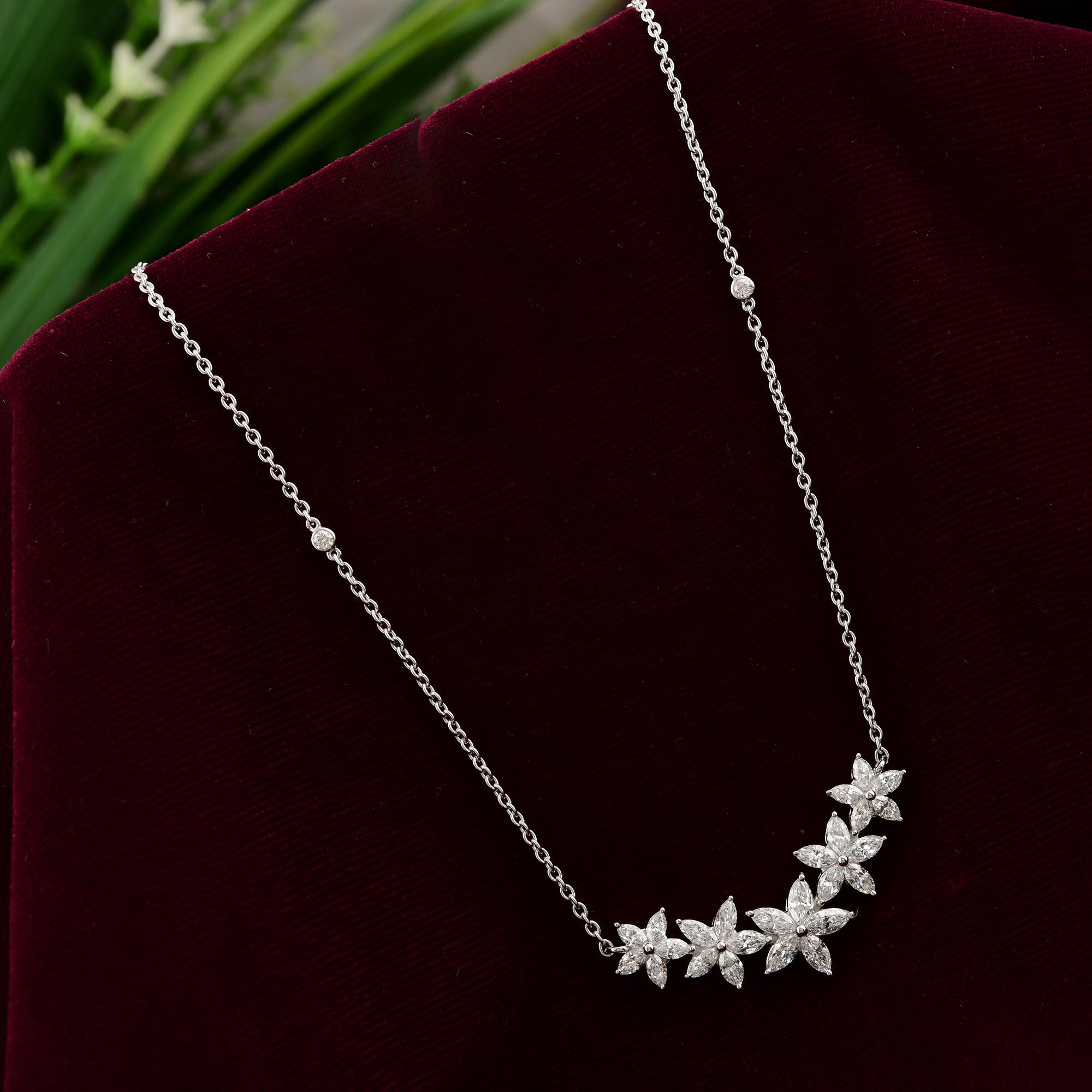 Collana a catena con ciondolo a barre floreale con diamante reale da 2,06ctw SI/HI in oro bianco 18k In condizioni Nuovo in vendita a Diera, Dubai