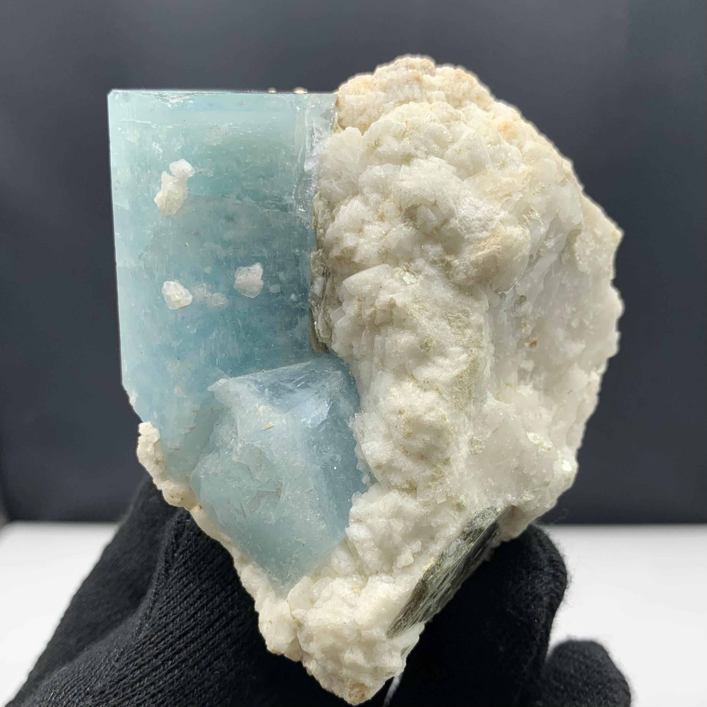 Adam Style 207. 16 Gram Gorgeous Aquamarine Specimen From Skardu District, Pakistan  For Sale