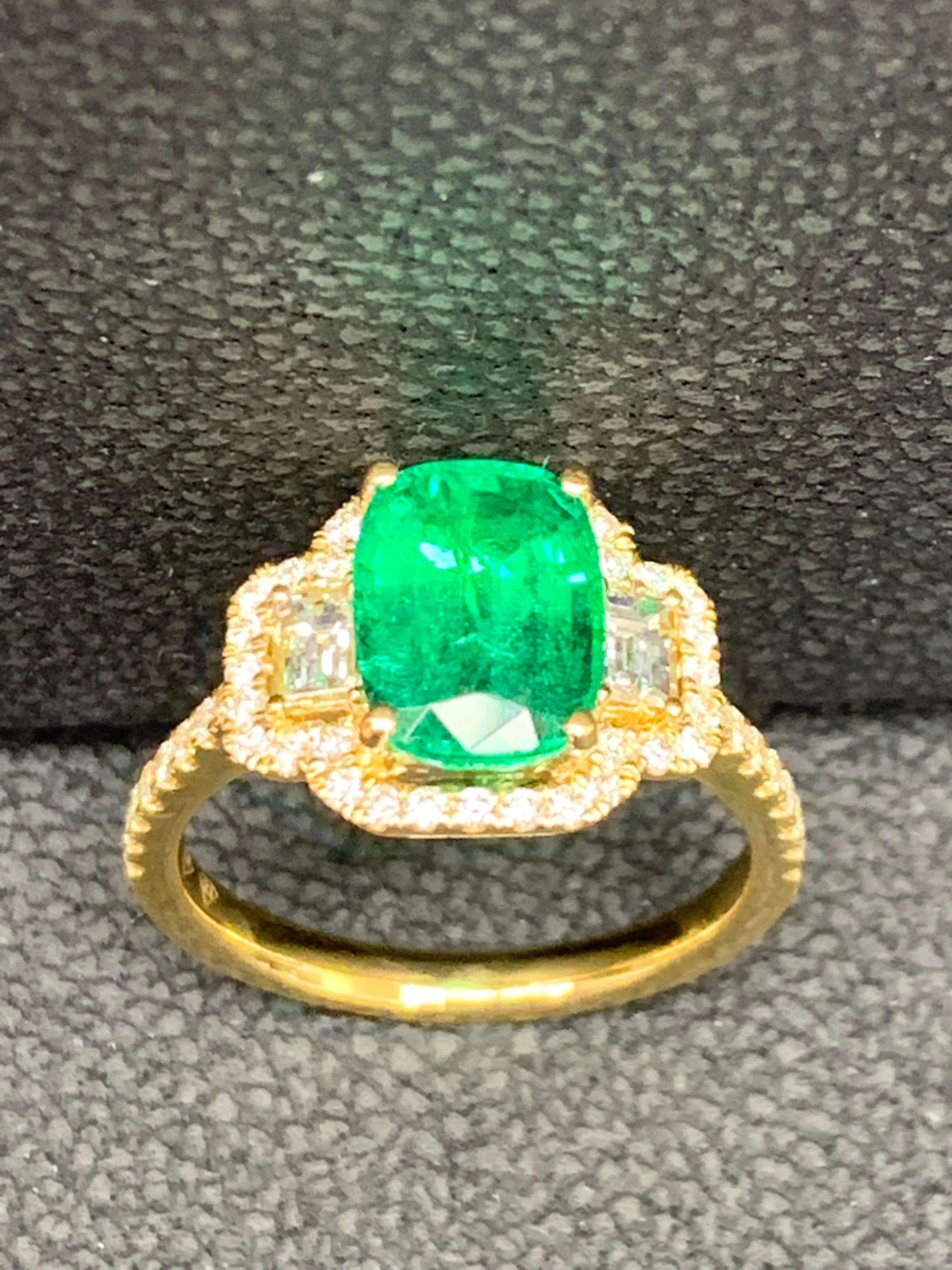 2.07 Carat Cushion Cut Emerald and Diamond Engagement Ring in 18K Yellow Gold For Sale 8