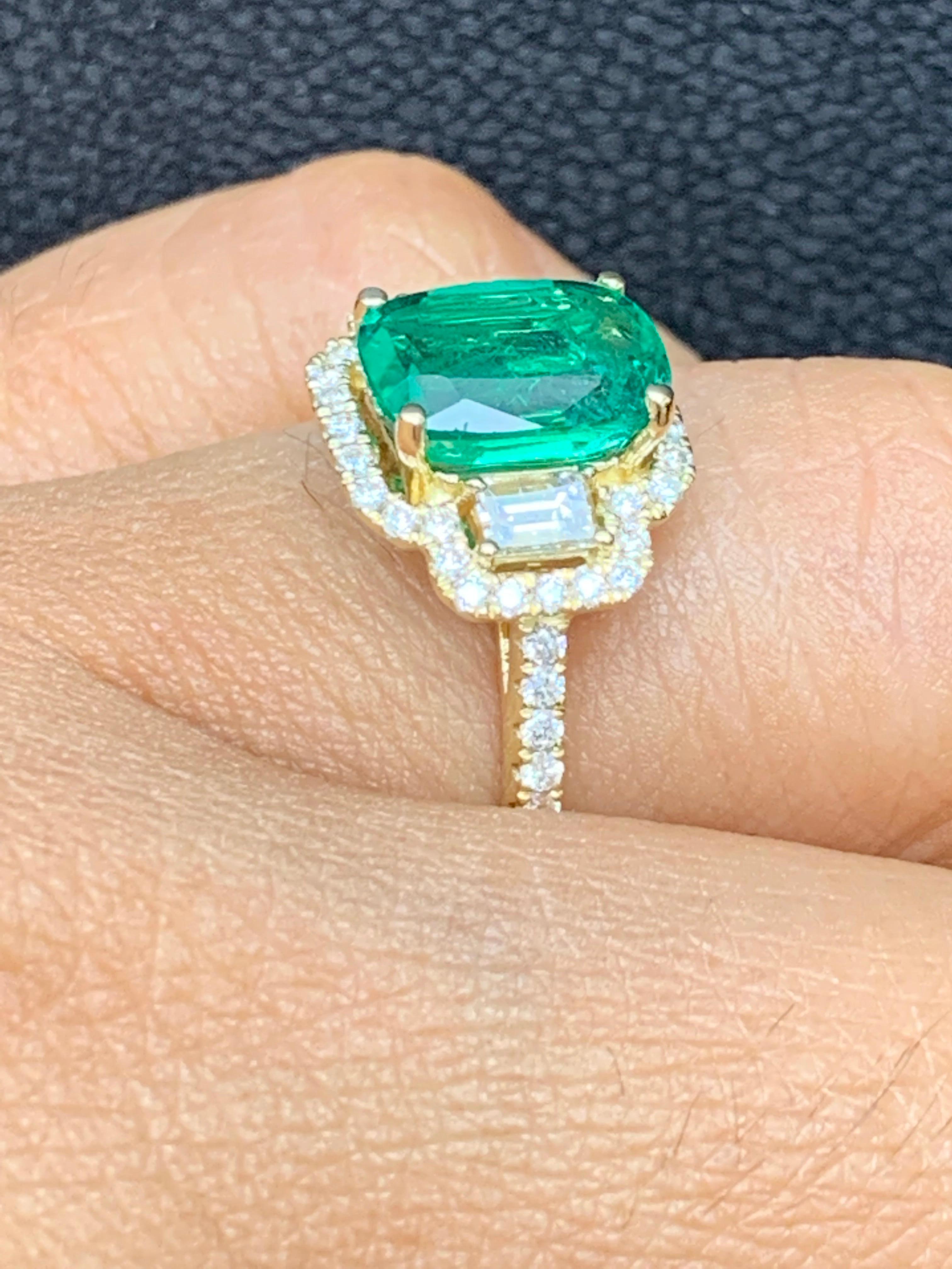 2.07 Carat Cushion Cut Emerald and Diamond Engagement Ring in 18K Yellow Gold For Sale 12
