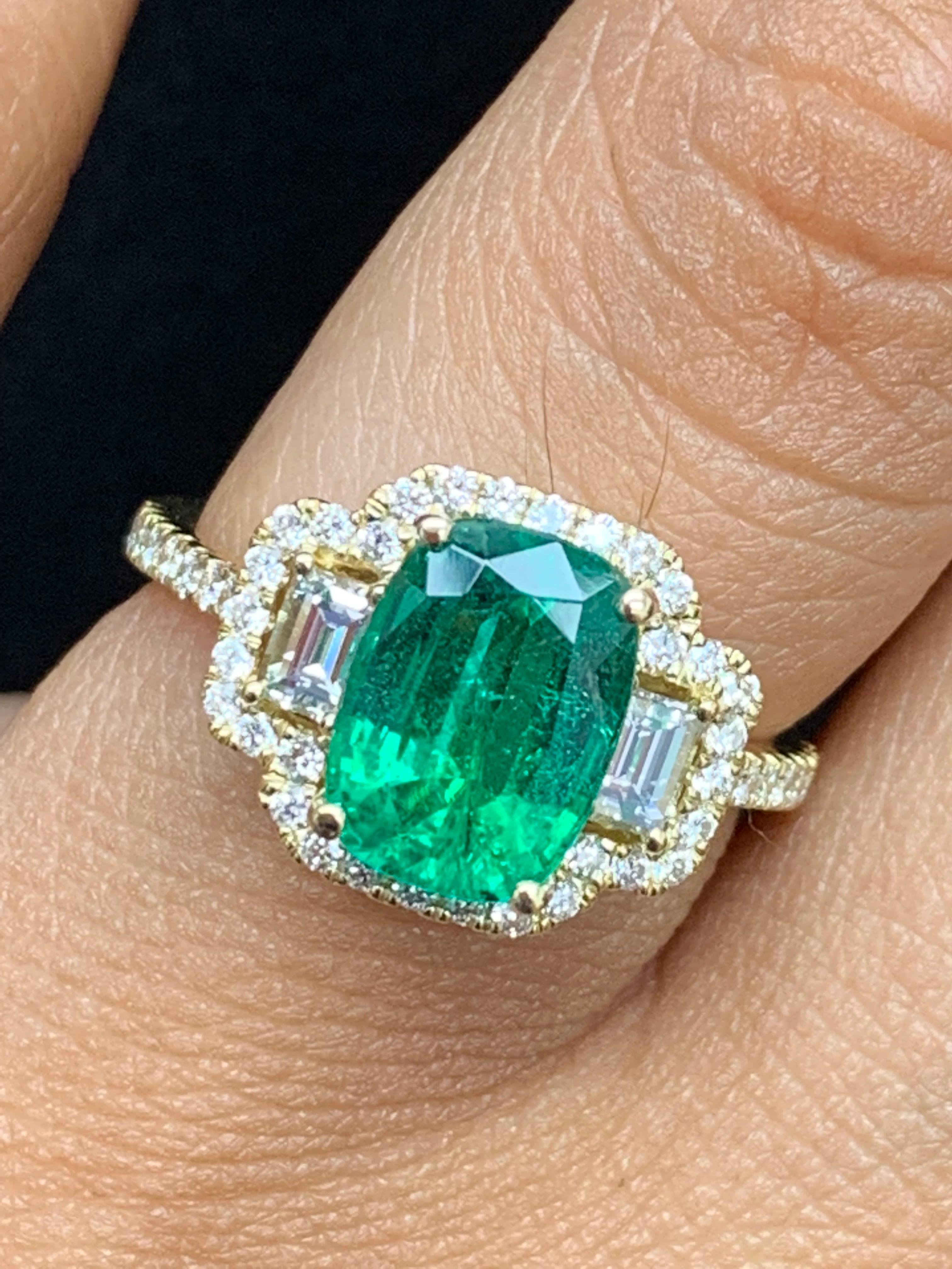 2.07 Carat Cushion Cut Emerald and Diamond Engagement Ring in 18K Yellow Gold For Sale 1