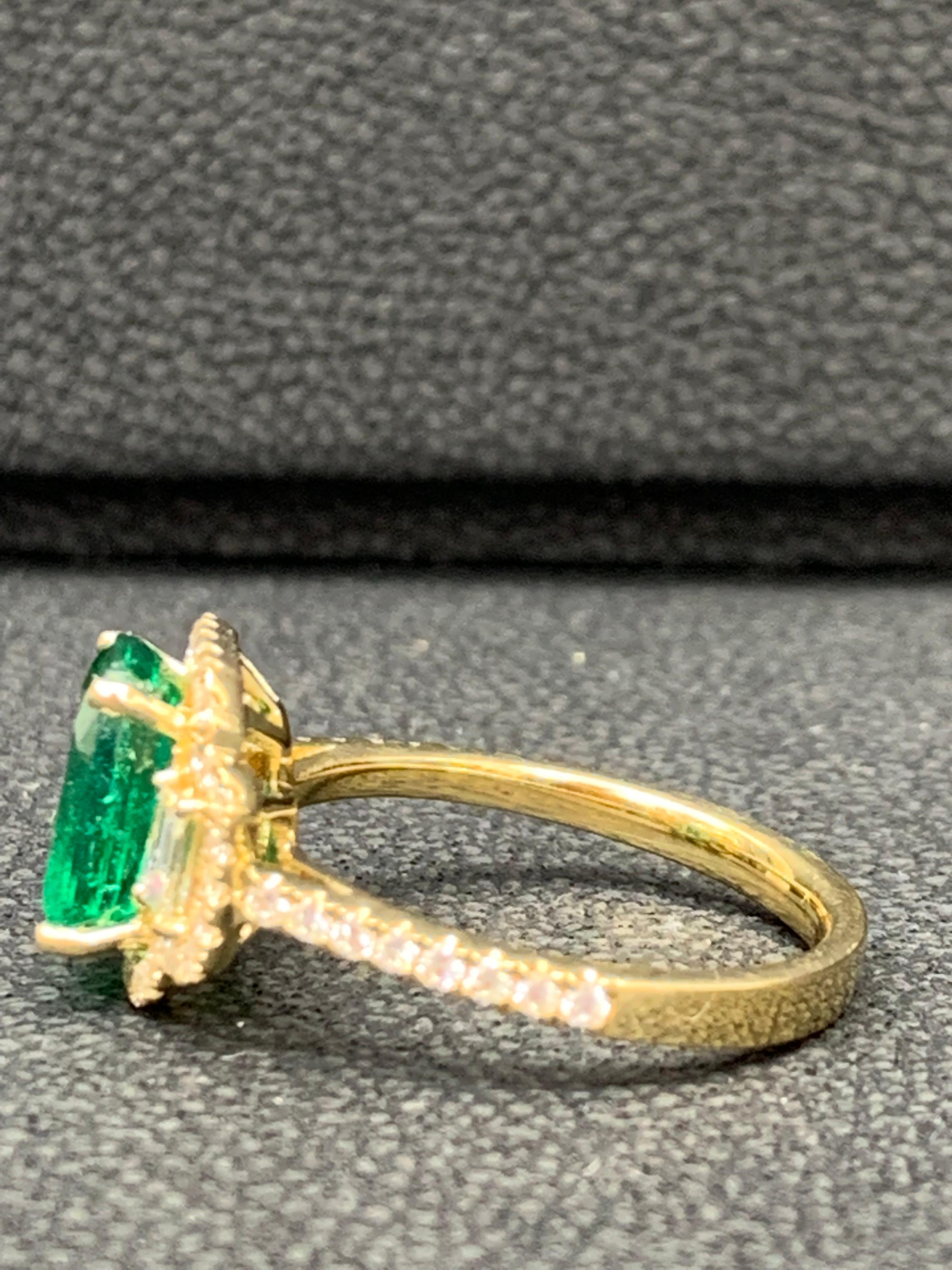 2.07 Carat Cushion Cut Emerald and Diamond Engagement Ring in 18K Yellow Gold For Sale 4