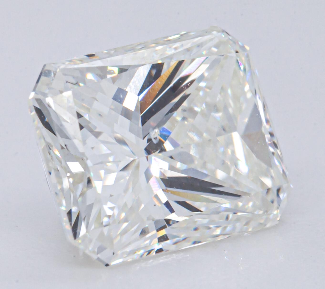 2,07 Karat Loser H /SI1 Diamant im Strahlenschliff GIA zertifiziert für Damen oder Herren im Angebot