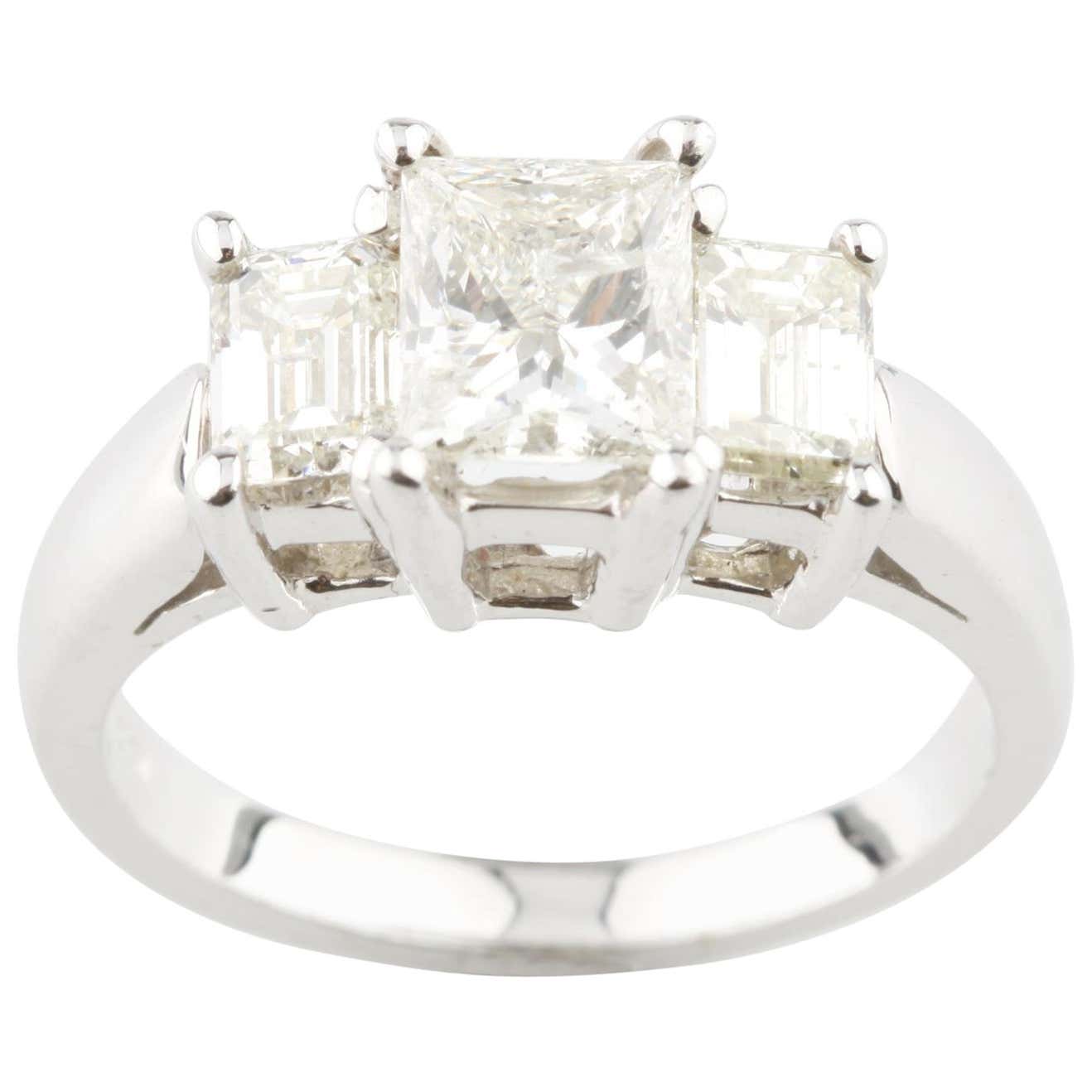 2.07 Carat Princess Cut Diamond 18 Karat White Gold 3-Stone Engagement ...